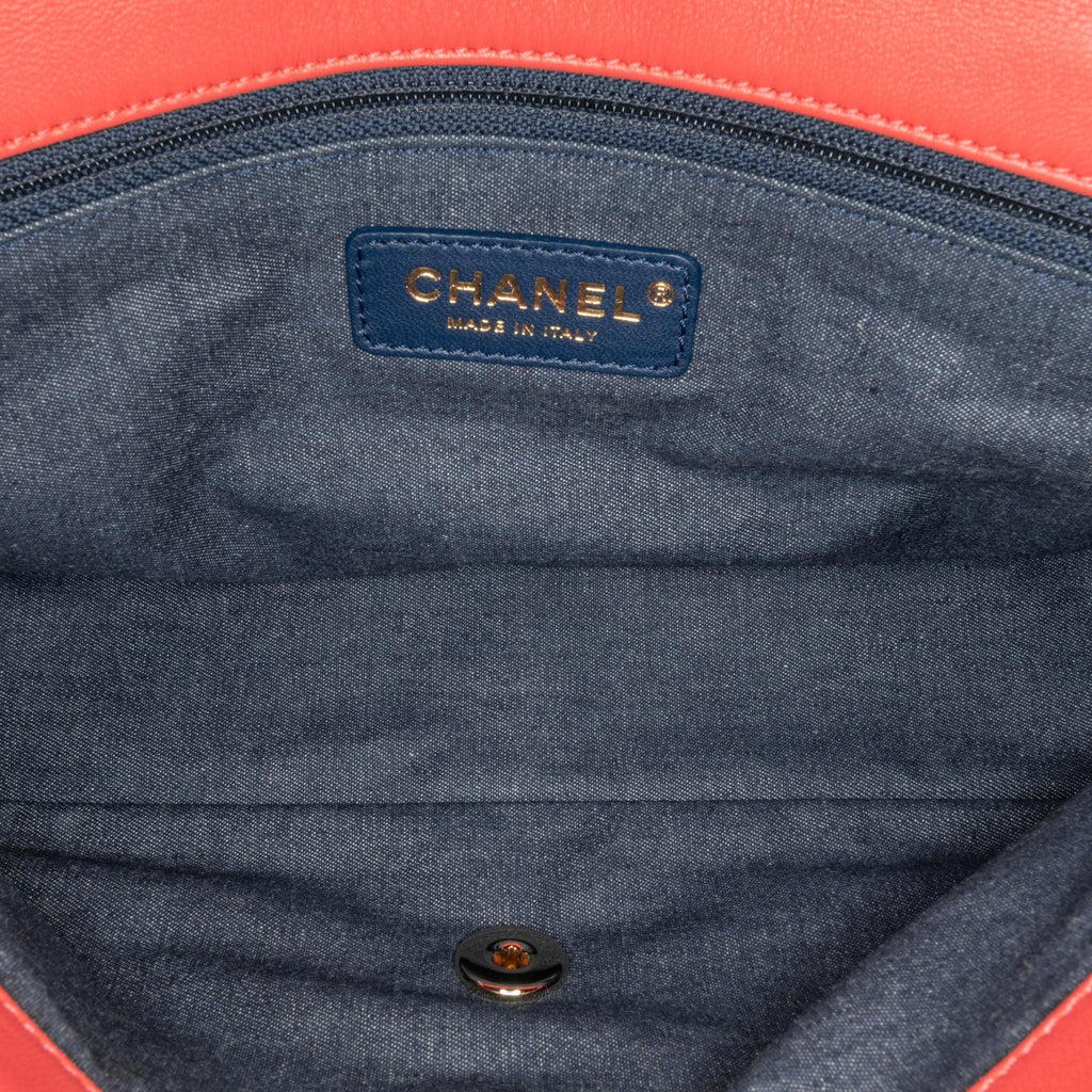 Chanel Small Lambskin Elegant Chain Single Flap (SHG-SDFYLG)