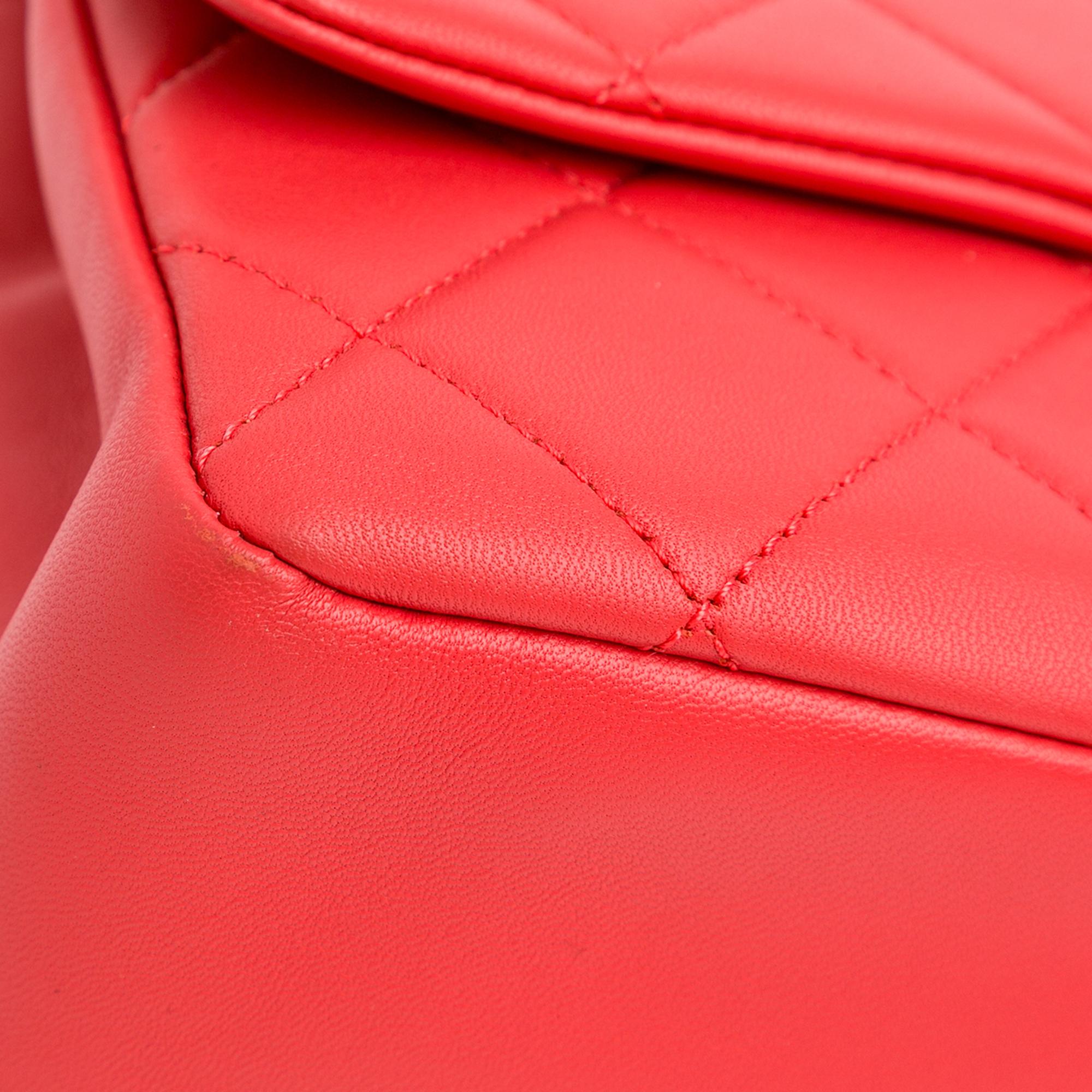 Chanel Small Lambskin Elegant Chain Single Flap (SHG-DSIYbx)