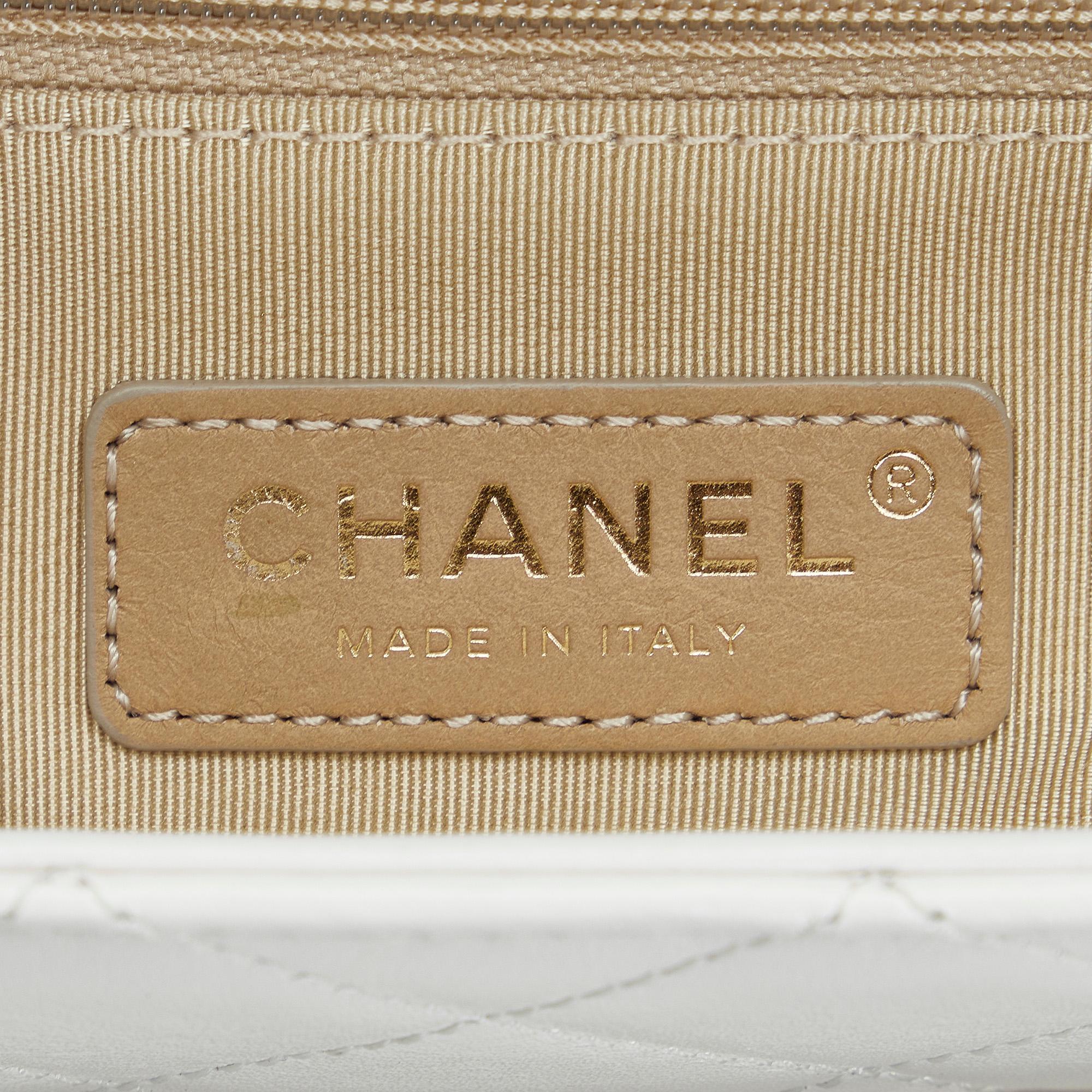 Chanel Small Lambskin Enchained Flap Bag (SHG-nHd7s9)