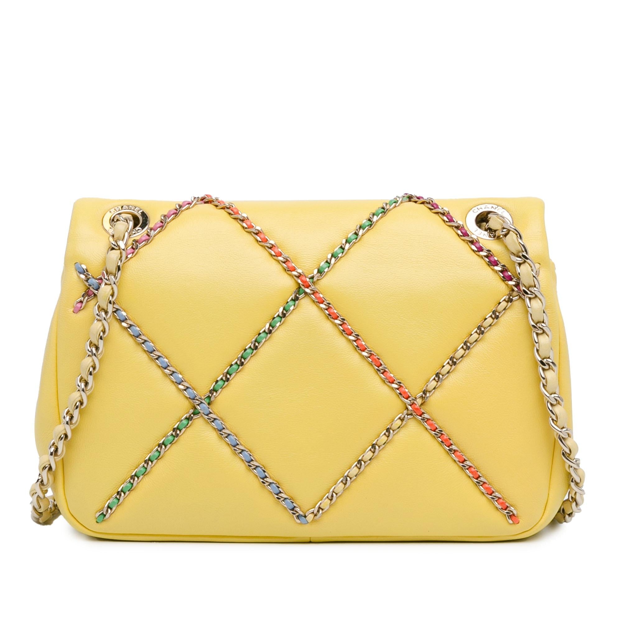 Chanel Small Lambskin Entwined Chain Flap (SHG-17rKtH)
