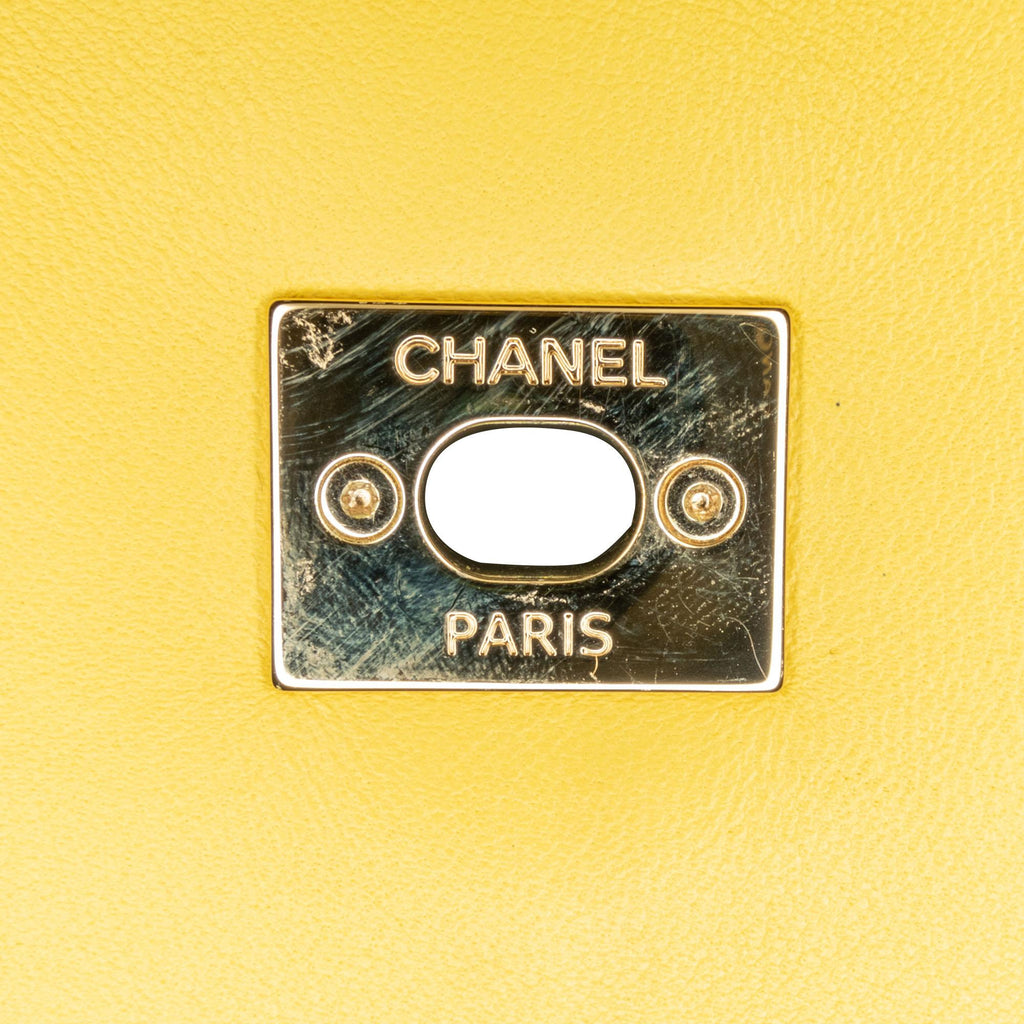 Chanel Small Lambskin Entwined Chain Flap (SHG-17rKtH)