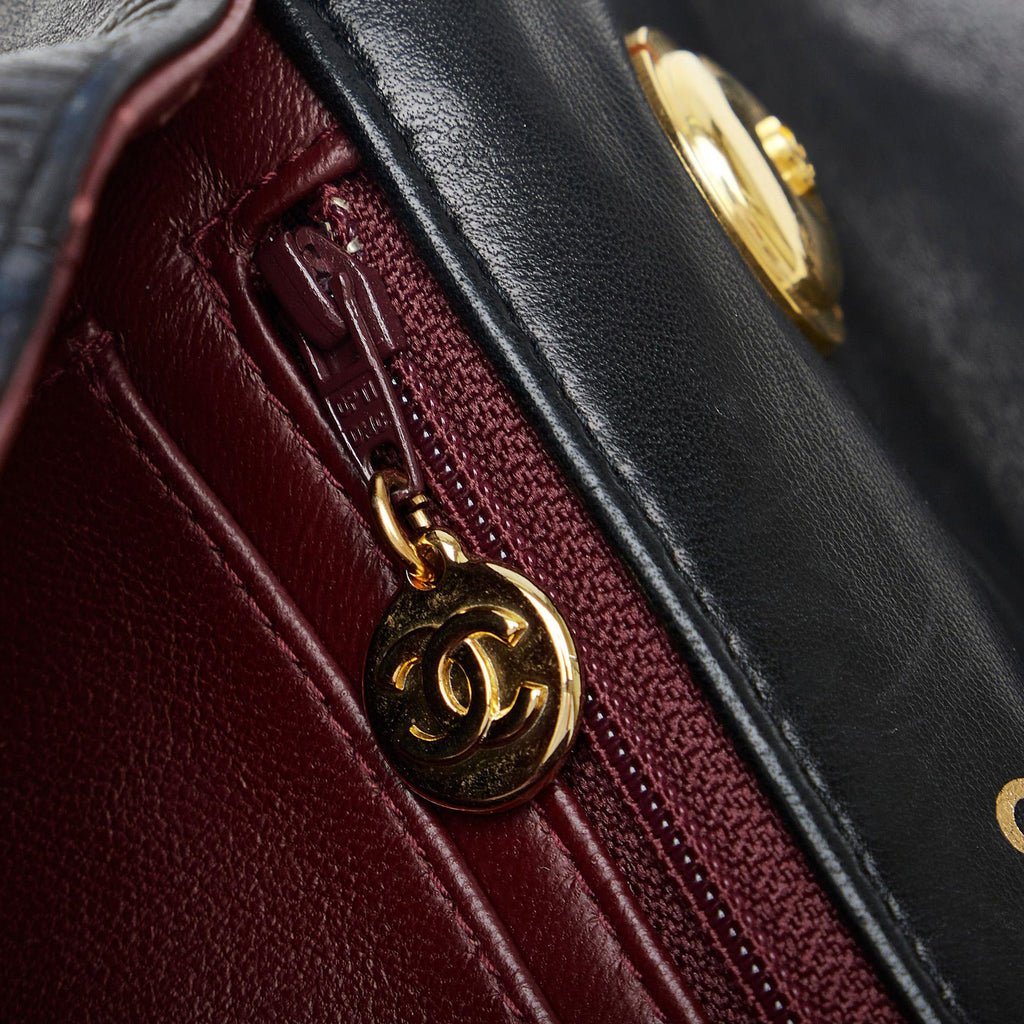 Chanel Small Lambskin Kelly Top Handle Bag (SHG-vYxH1m)