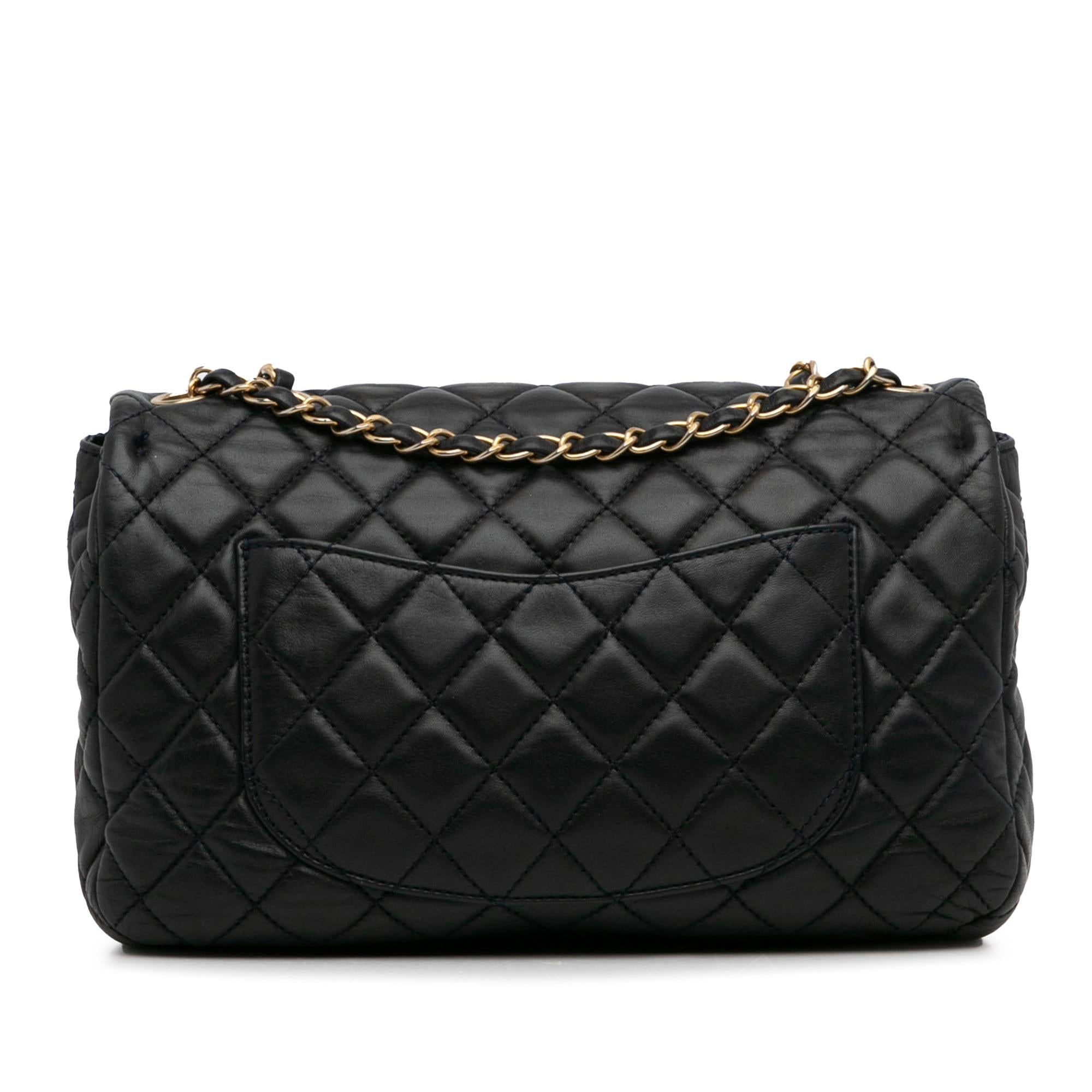 Chanel Small Lambskin Single Flap (SHG-HELS4Y)