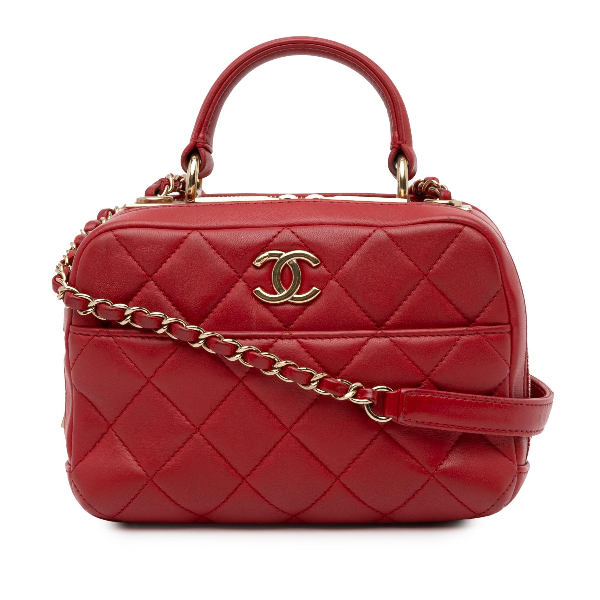 Chanel Small Lambskin Trendy CC Bowling (SHG-QJbngs)
