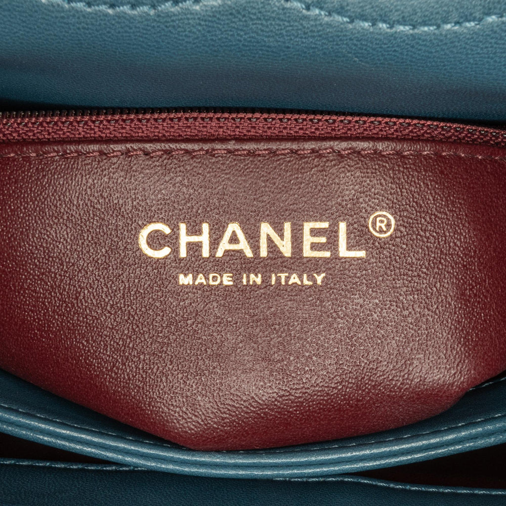 Chanel Small Lambskin Trendy CC Flap (SHG-EQ6d6n)