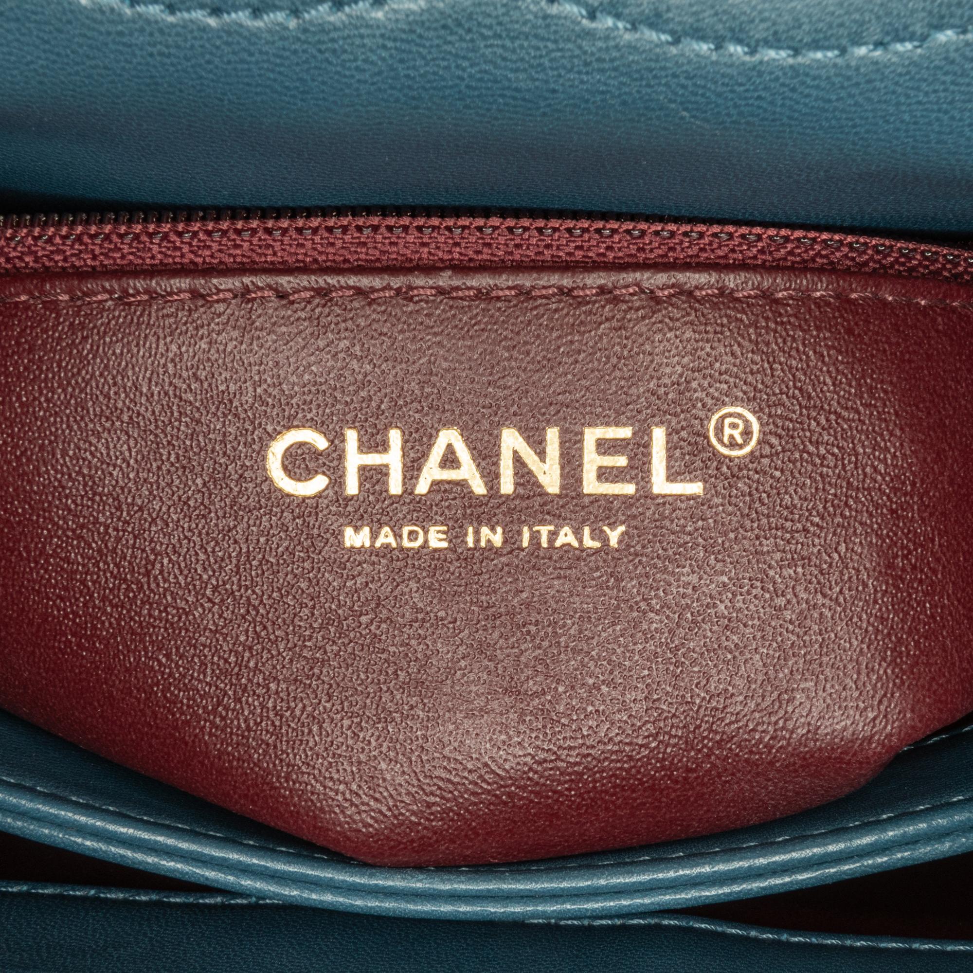 Chanel Small Lambskin Trendy CC Flap (SHG-EQ6d6n)