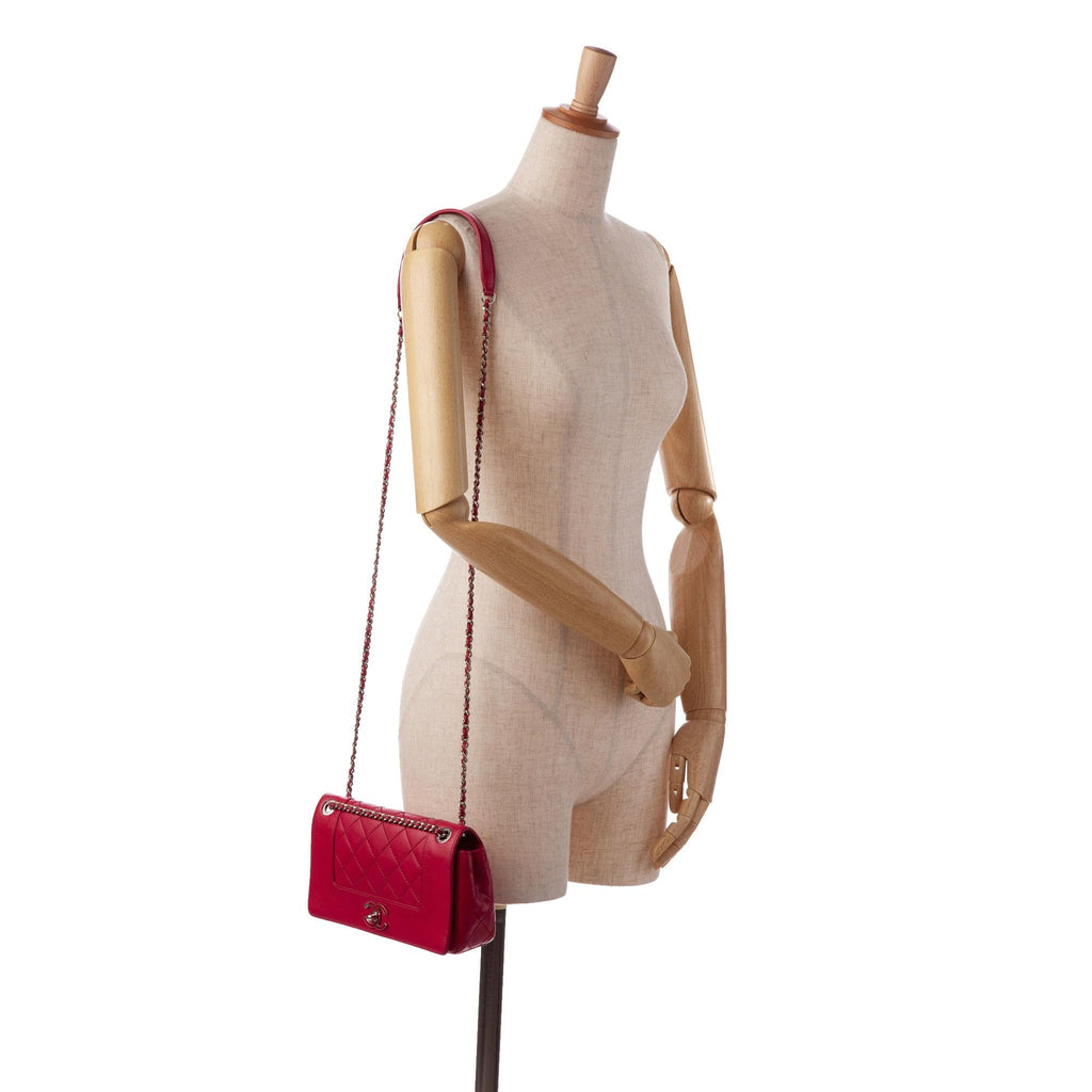 Chanel Small Mademoiselle Vintage Quilted Flap (SHG-LzunRF)