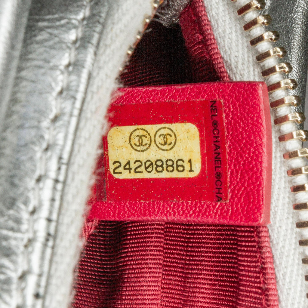 Chanel Small Metallic Gabrielle Crossbody Bag (SHG-zsyPEg)