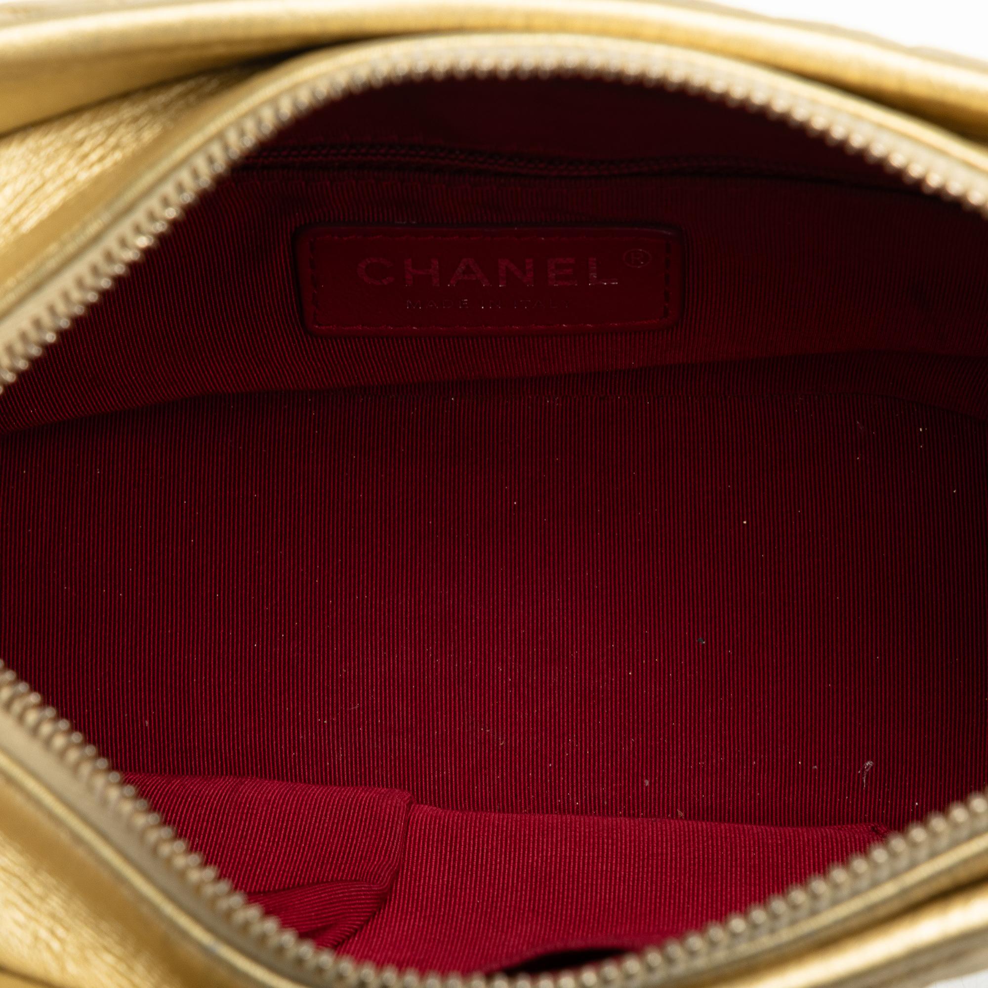Chanel Small Metallic Lambskin Gabrielle Crossbody (SHG-5QvX7a)