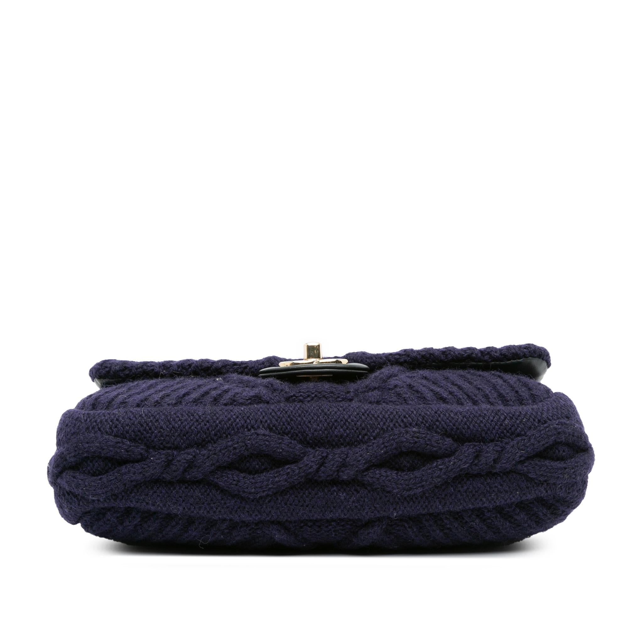 Chanel Small Paris Hamburg Cable Knit Flap (SHG-3xWf2e)