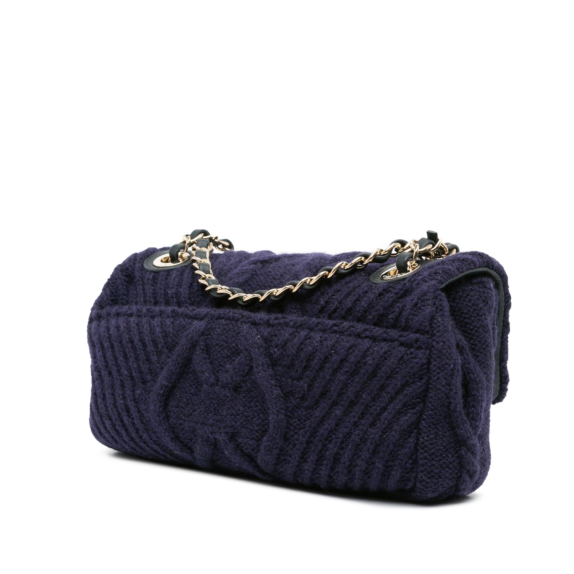 Chanel Small Paris Hamburg Cable Knit Flap (SHG-3xWf2e)
