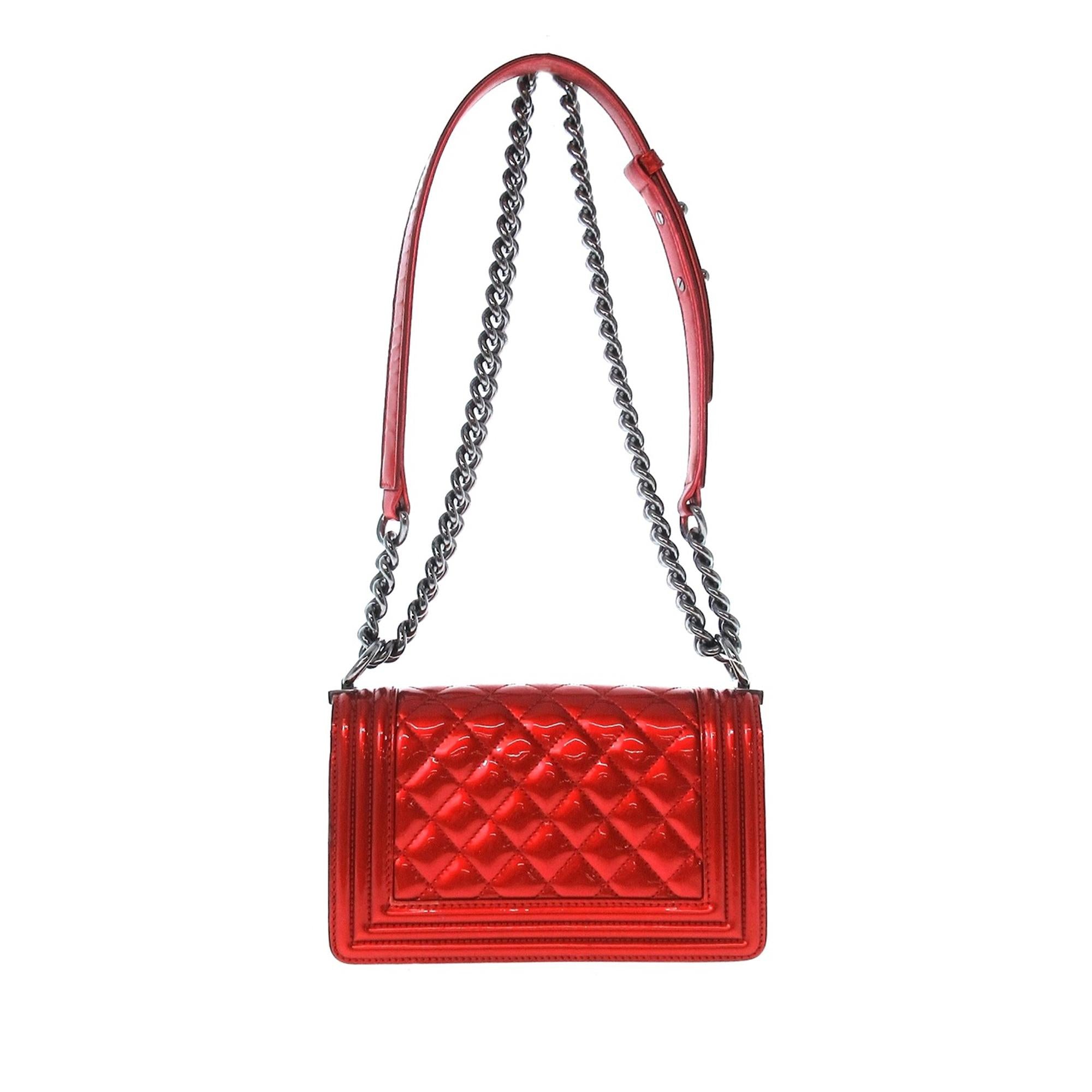Chanel Small Patent Boy Flap Bag (SHG-4bgLtP)