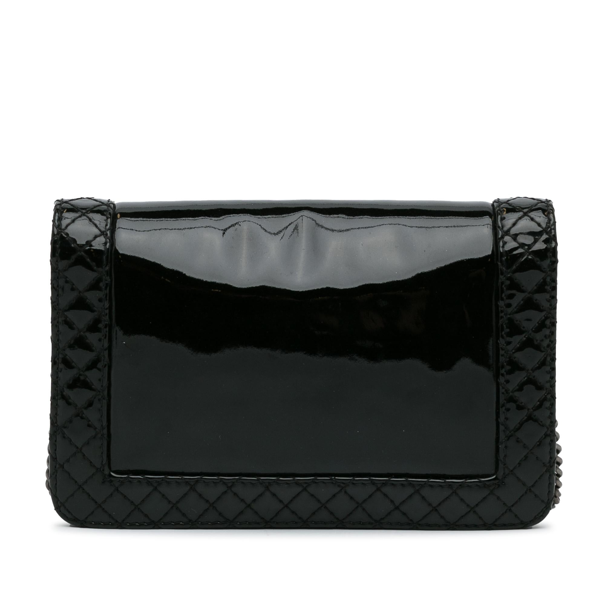 Chanel Small Patent Boy Reverso Flap (SHG-cOthgZ)