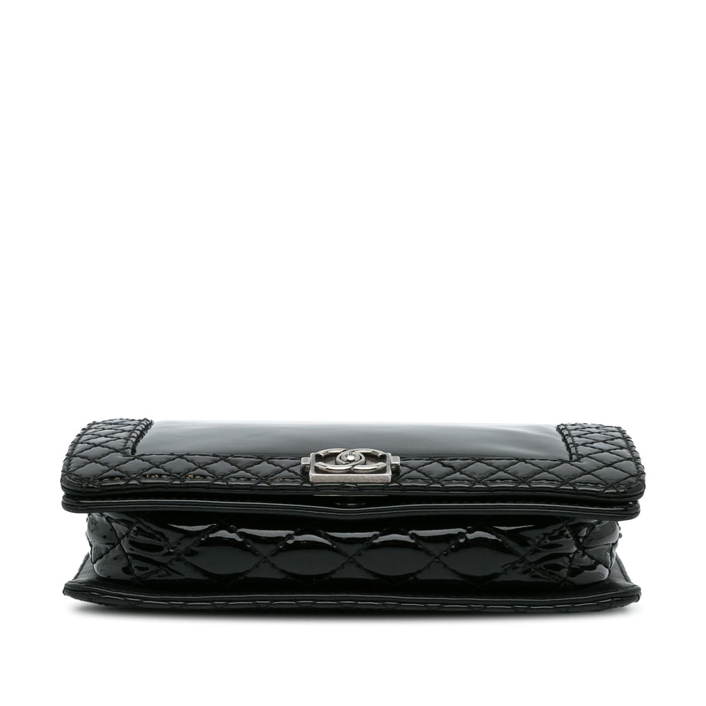 Chanel Small Patent Boy Reverso Flap (SHG-cOthgZ)