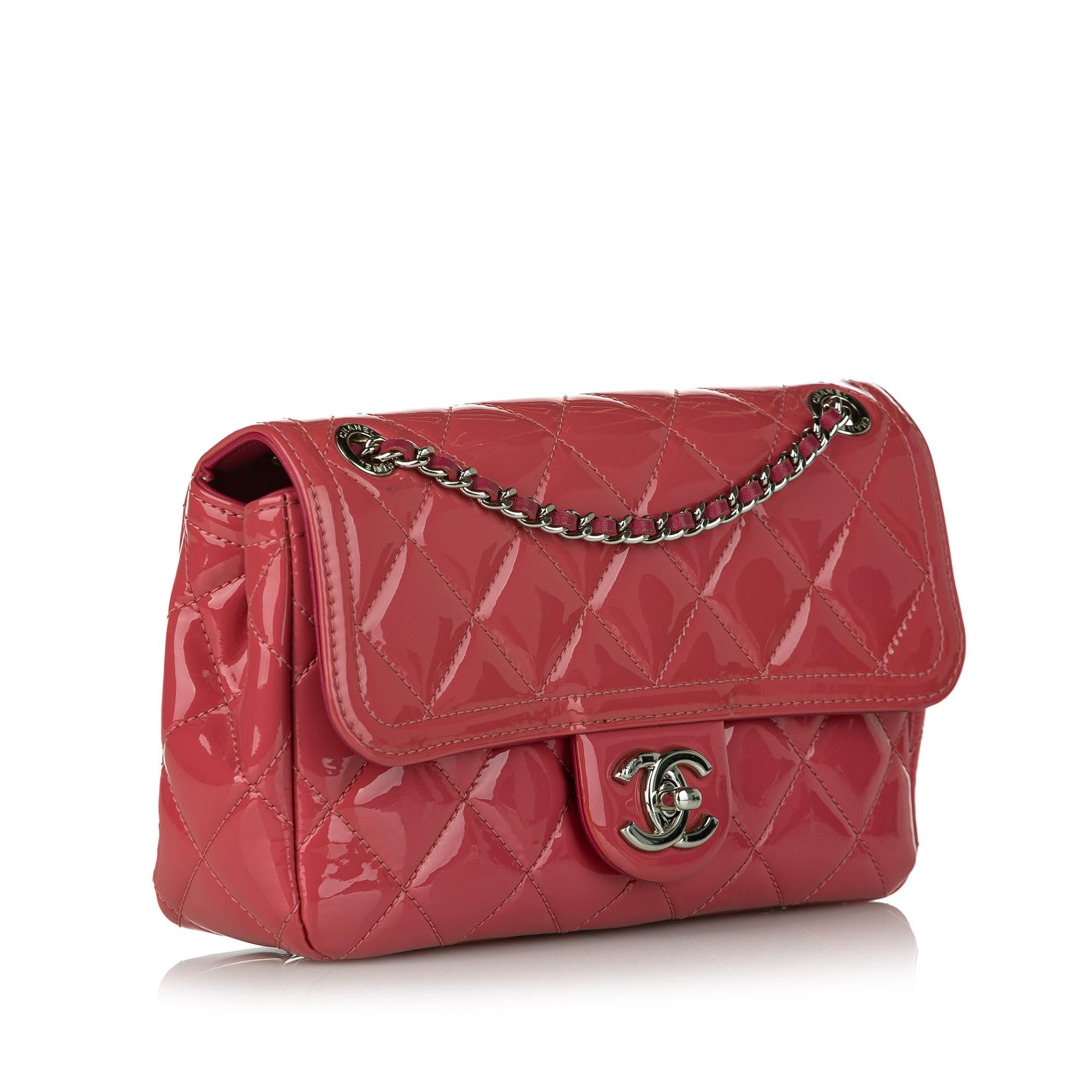 Chanel Small Patent Coco Shine Flap (SHG-zDul4Z)