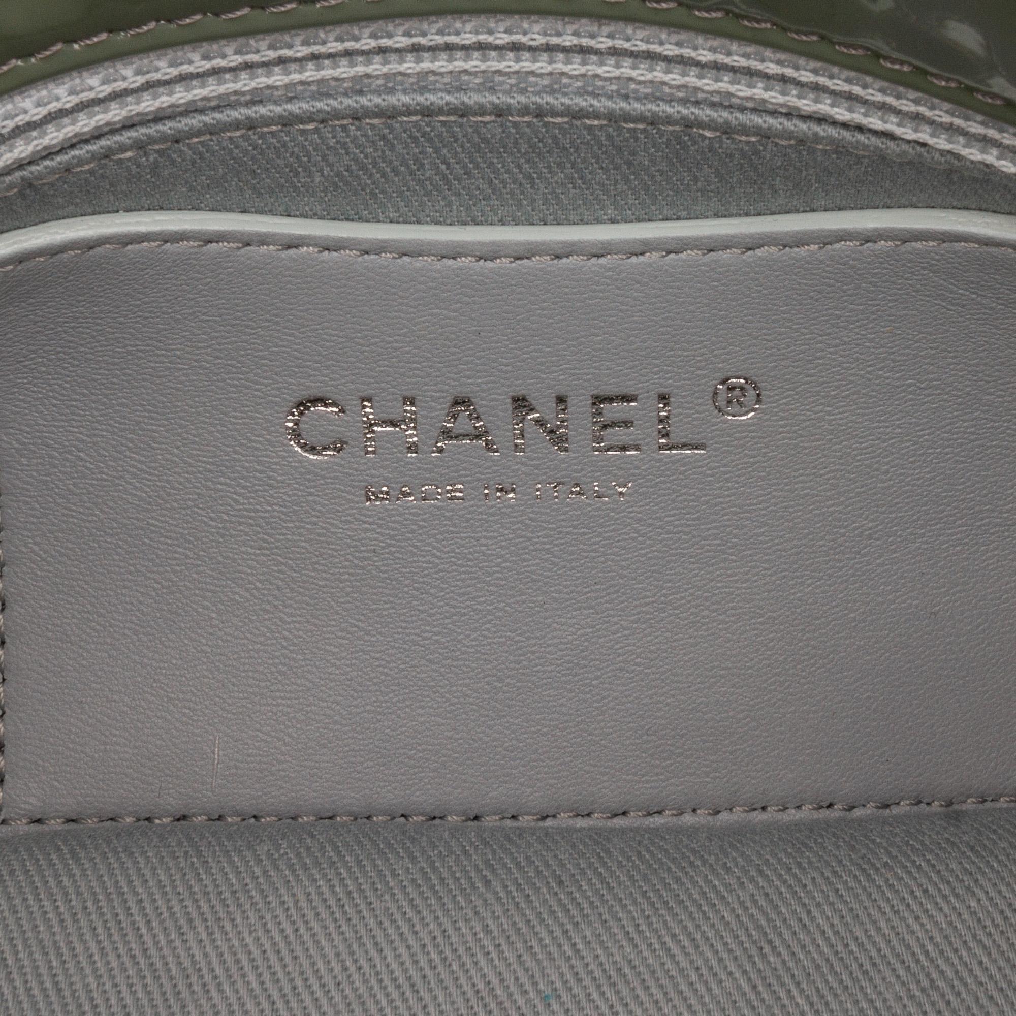 Chanel Small Patent Just Mademoiselle Shoulder Bag (SHG-QHjgzH)