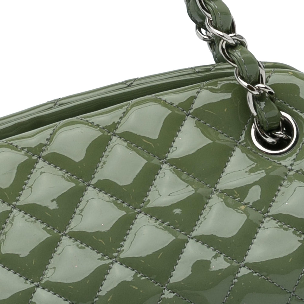 Chanel Small Patent Just Mademoiselle Shoulder Bag (SHG-QHjgzH)