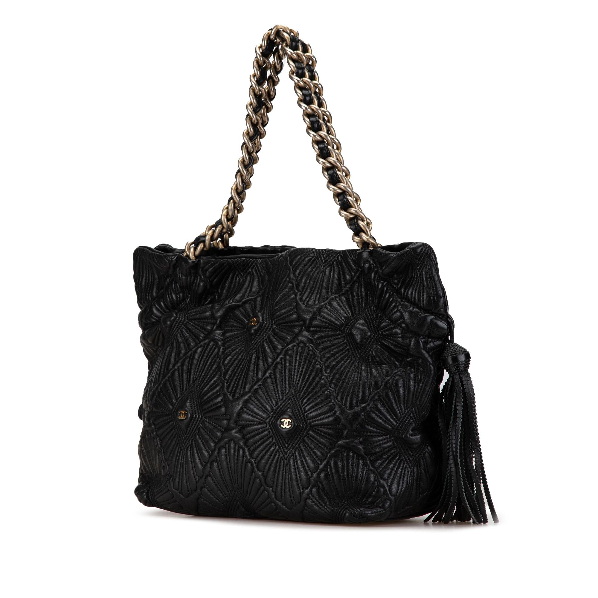 Chanel Small Quilted Calfskin Ca D'Oro Tote (SHG-gM3OPF)
