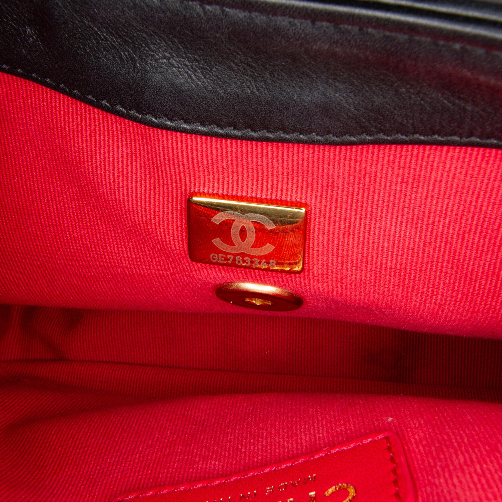 Chanel Small Quilted Calfskin Framing Chain Flap (SHG-KEPT2j)
