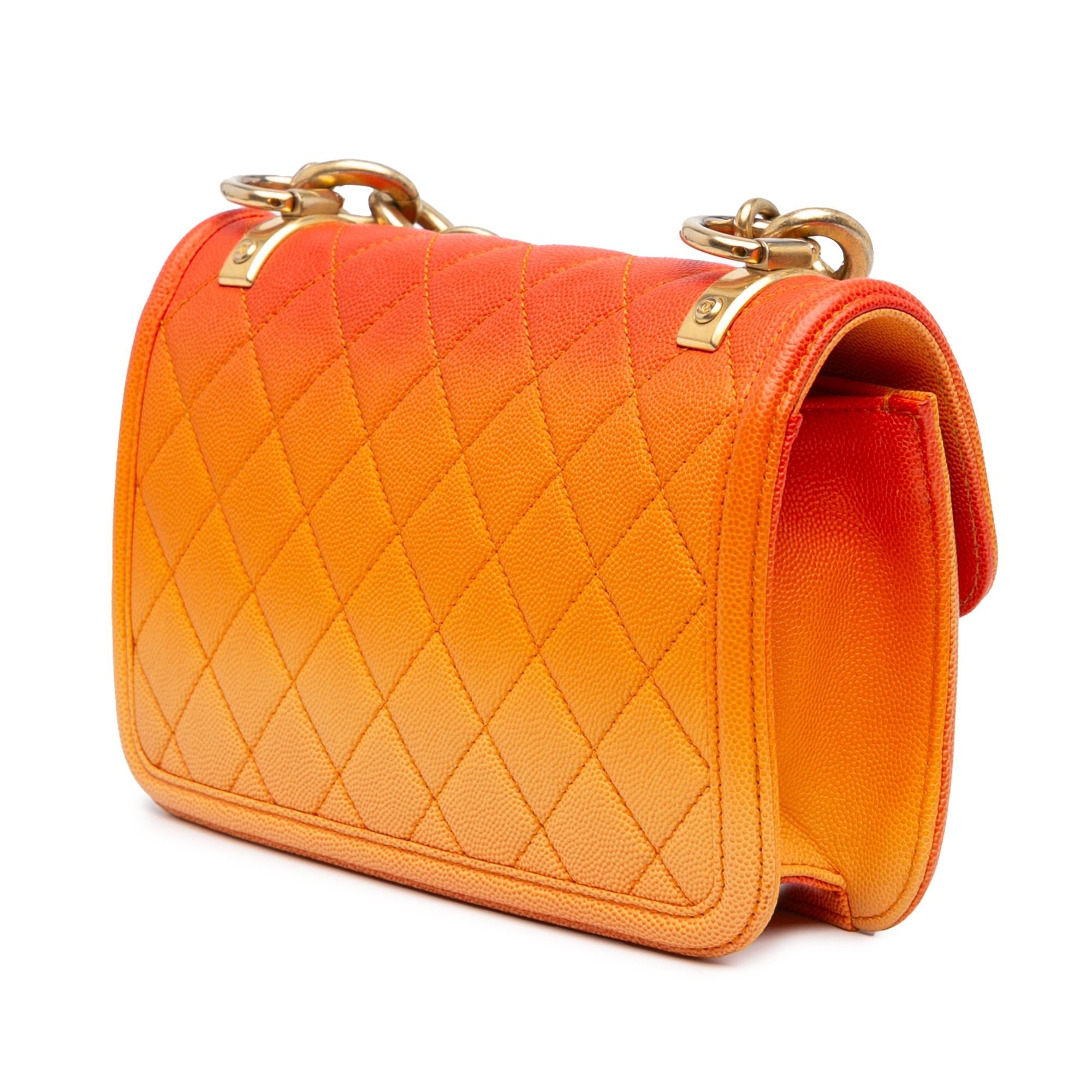 Chanel Small Quilted Caviar Sunset On The Sea Flap (SHG-oHxeX7)