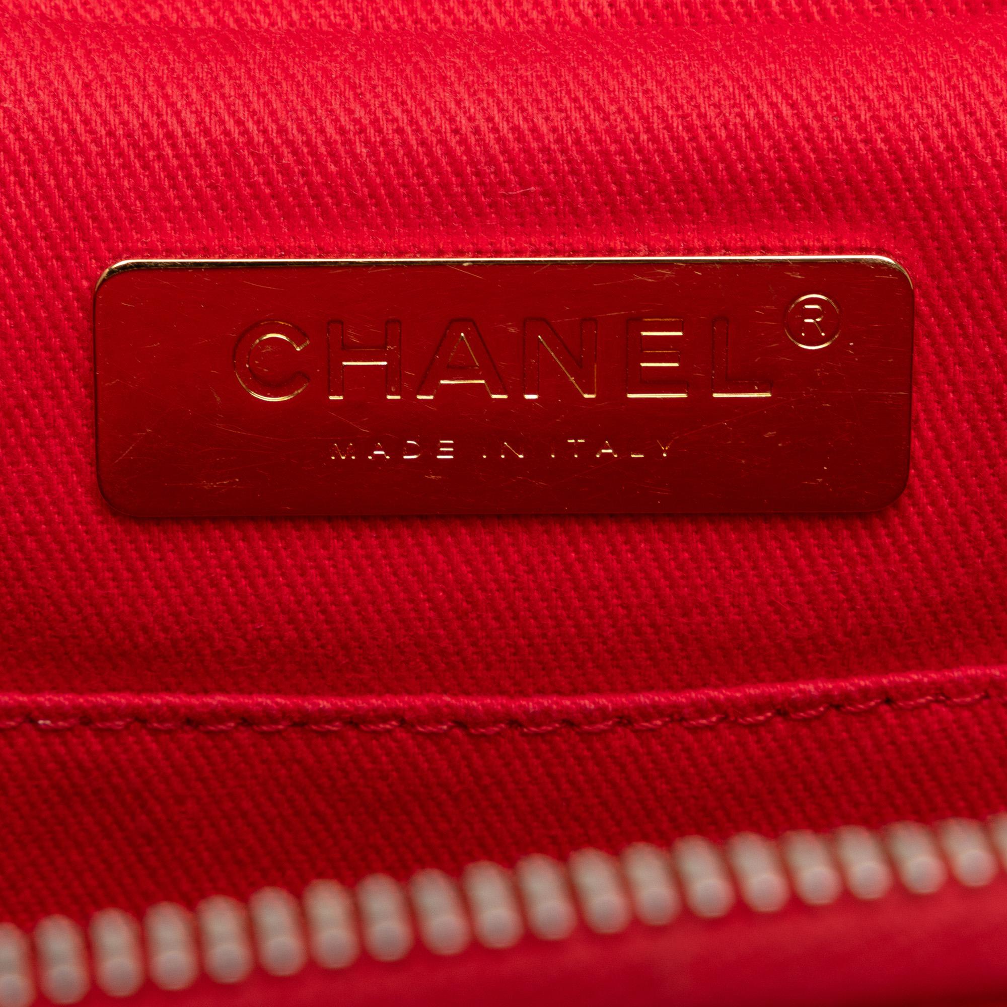 Chanel Small Quilted Caviar Top Handle Camera Bag (SHG-t5q9uY)