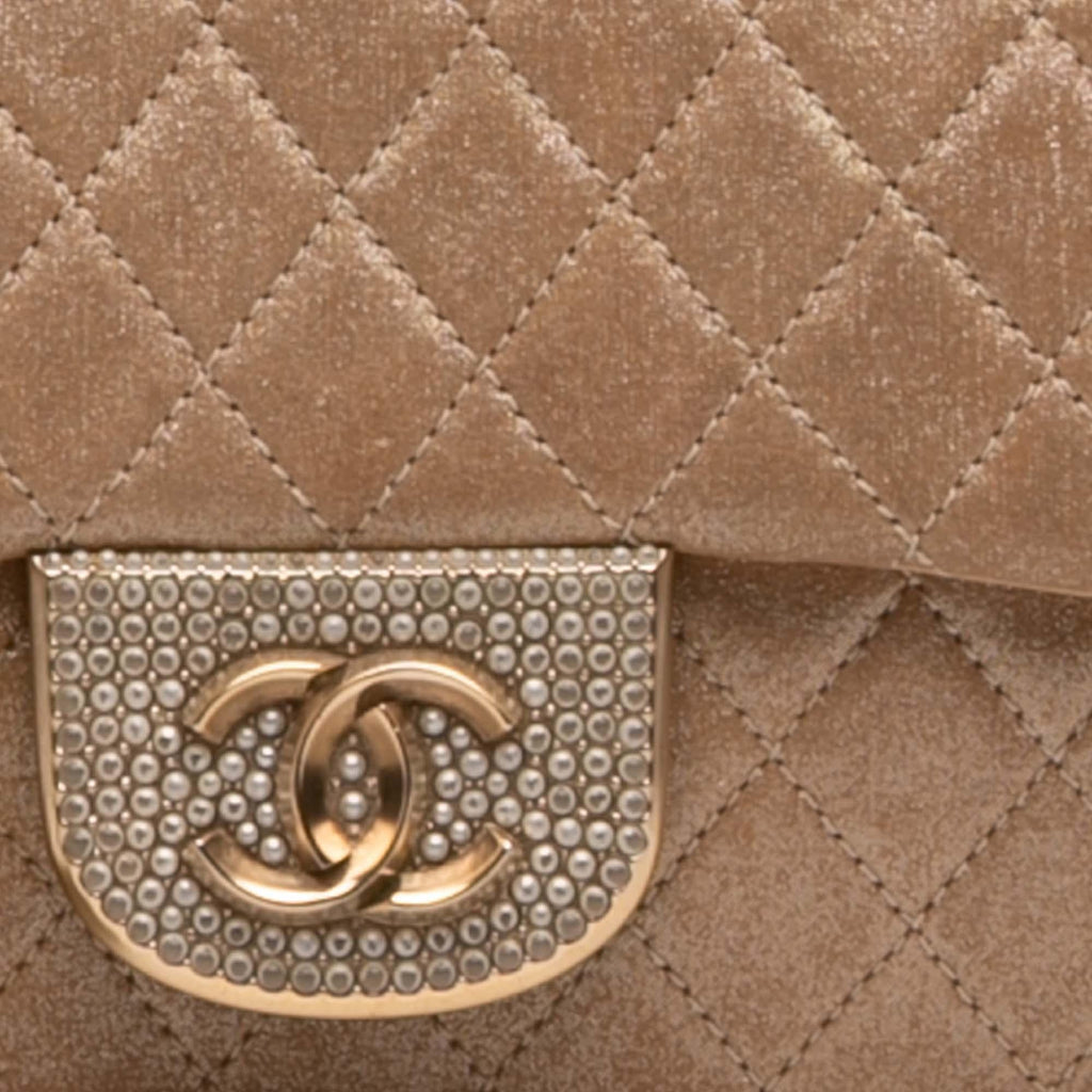Chanel Small Quilted Iridescent Lambskin Pearl CC Crystal Flap