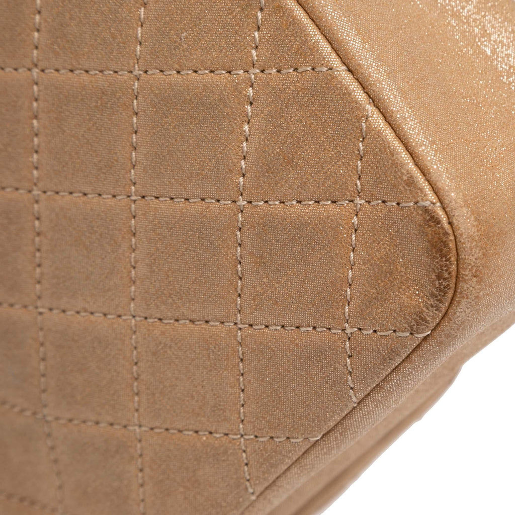 Chanel Small Quilted Iridescent Lambskin Pearl CC Crystal Flap