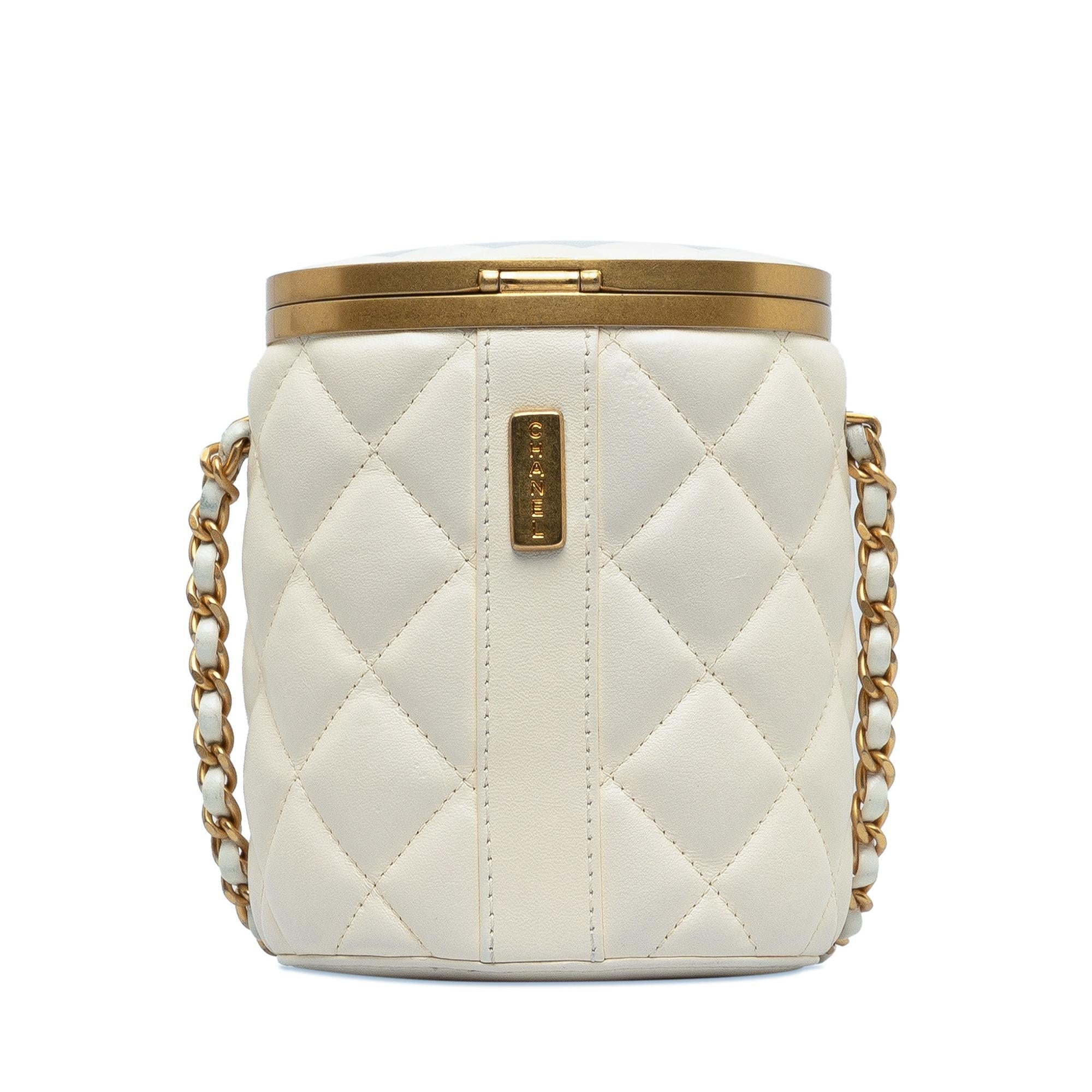 Chanel Small Quilted Lambskin Crown Box Bag (SHG-GuyXwC)
