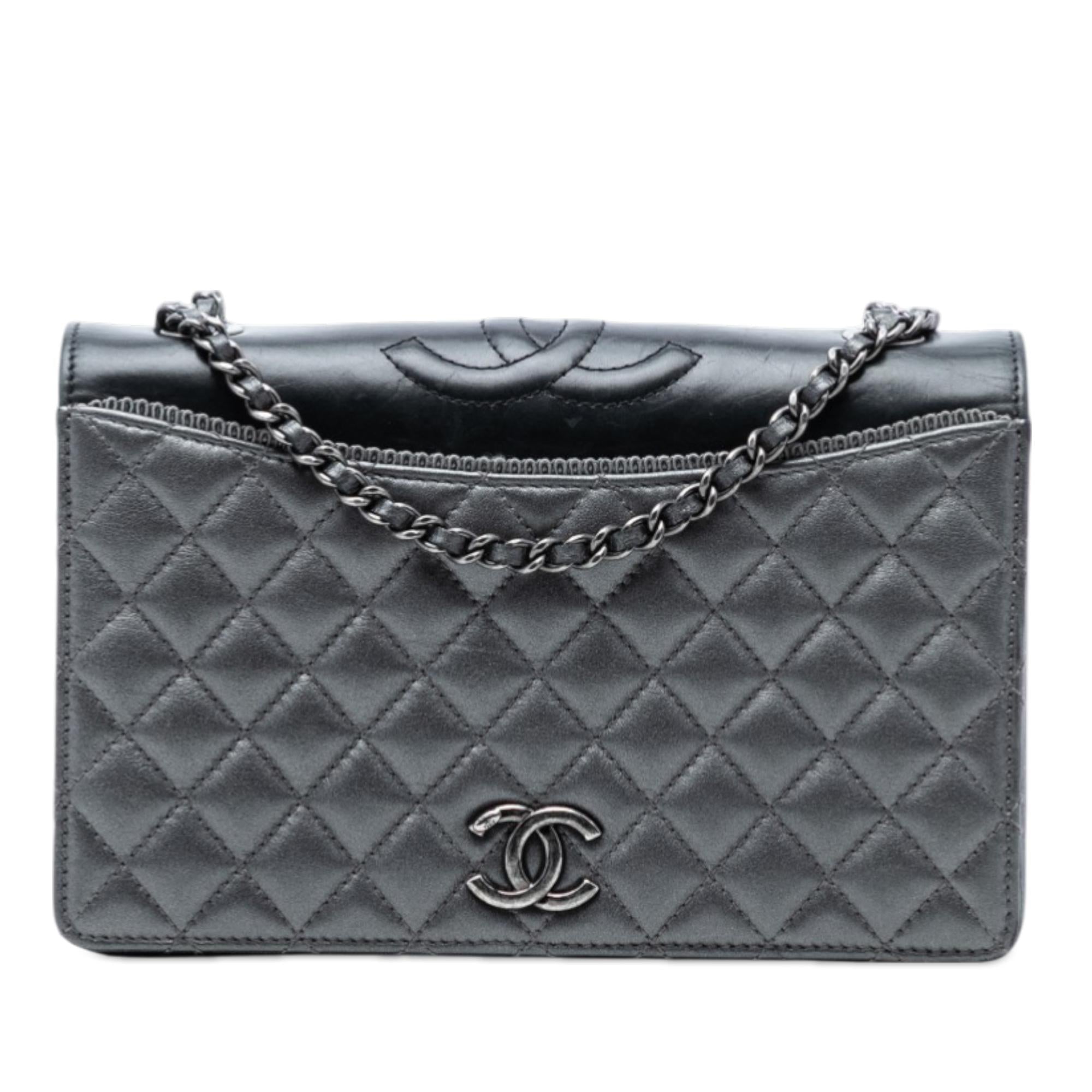 Chanel Small Quilted Metallic Lambskin Ballerine Flap
