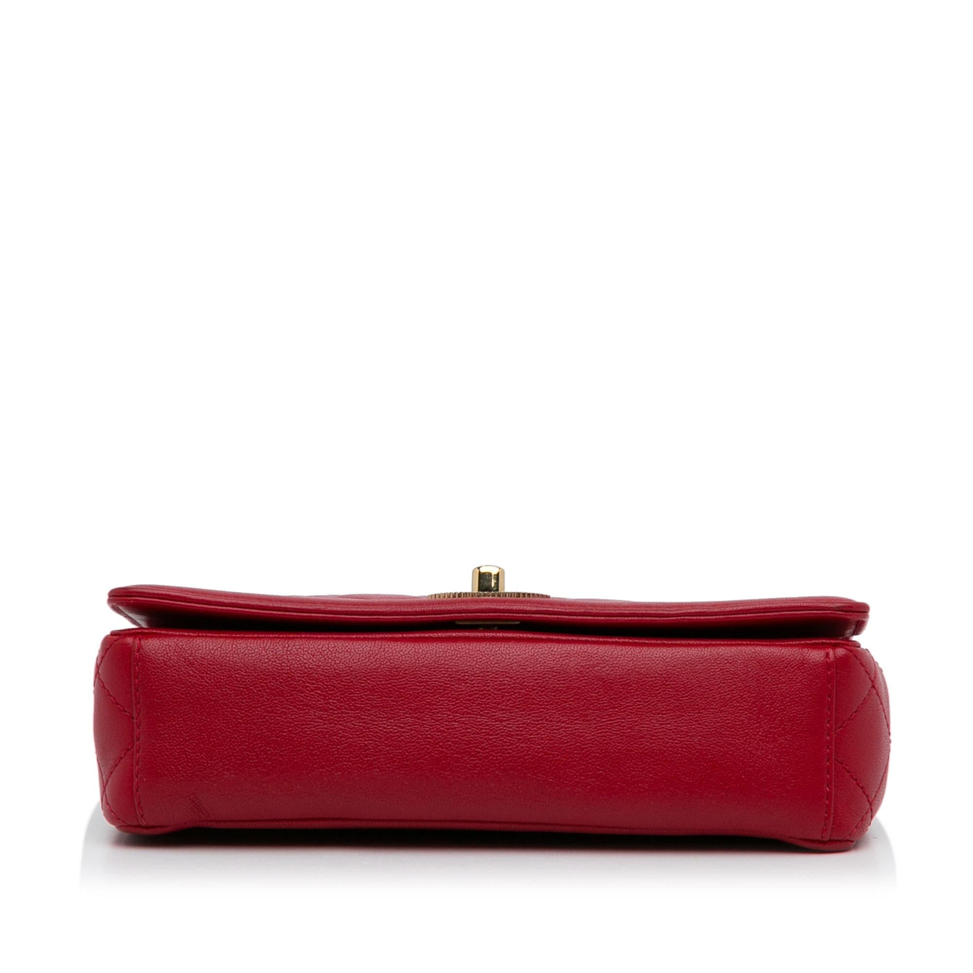 Chanel Small Sheepskin Vintage Mademoiselle Flap (SHG-zsUypA)