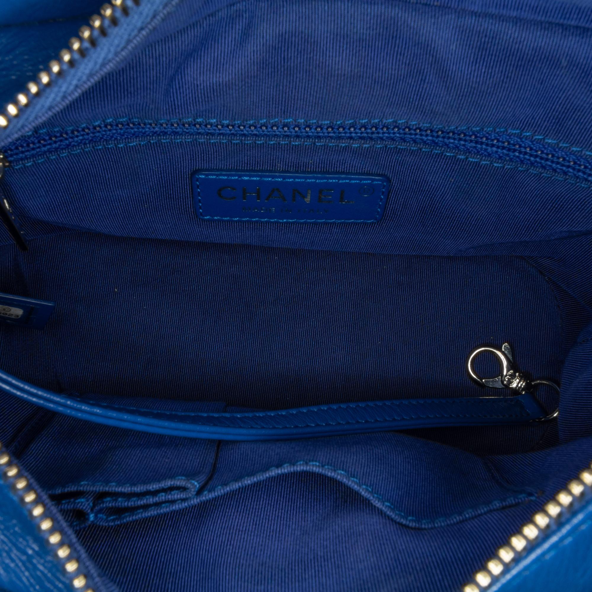 Chanel Small Tweed Gabrielle Hobo (SHG-8xpXpN)