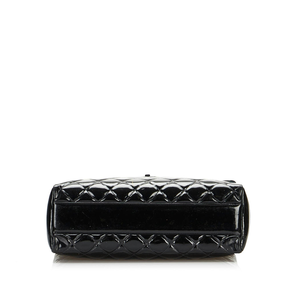 Chanel So Black Matelasse Patent Leather Single Flap Bag (SHG-6IHvZr)