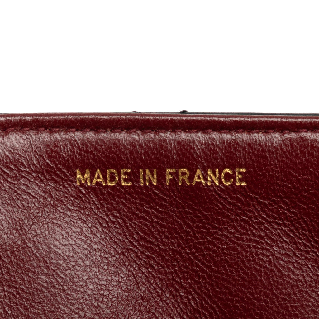 Chanel Square Classic Quilted Lambskin Flap (SHG-UItkKW)