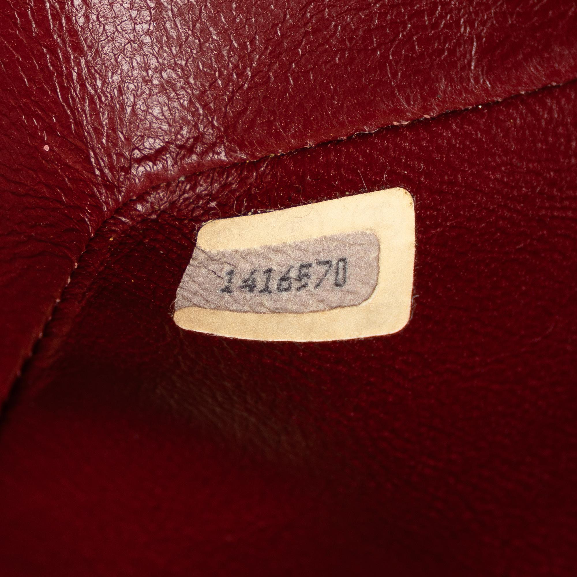 Chanel Square Classic Quilted Lambskin Flap (SHG-UItkKW)