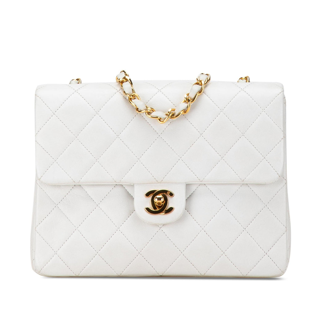 Chanel Square Classic Quilted Lambskin Flap (SHG-iqwoWK)