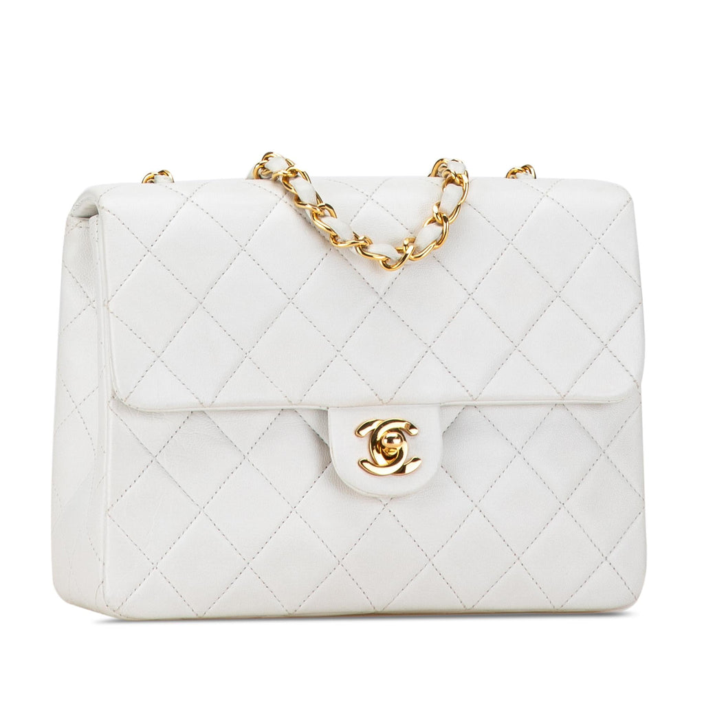 Chanel Square Classic Quilted Lambskin Flap (SHG-iqwoWK)
