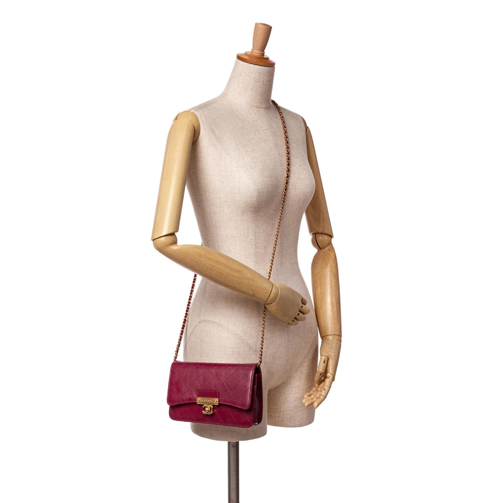 Chanel Stitched Goatskin Golden CC Wallet On Chain