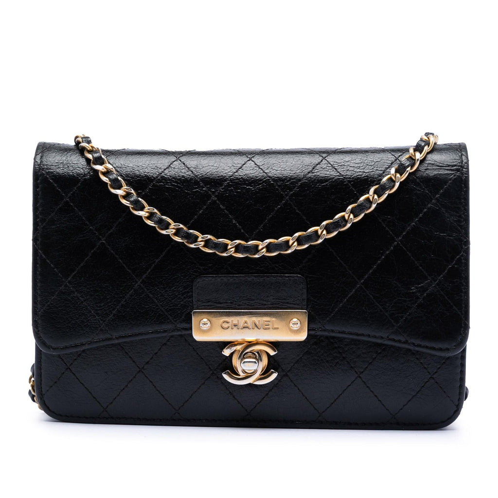 Chanel Stitched Goatskin Golden CC Wallet On Chain