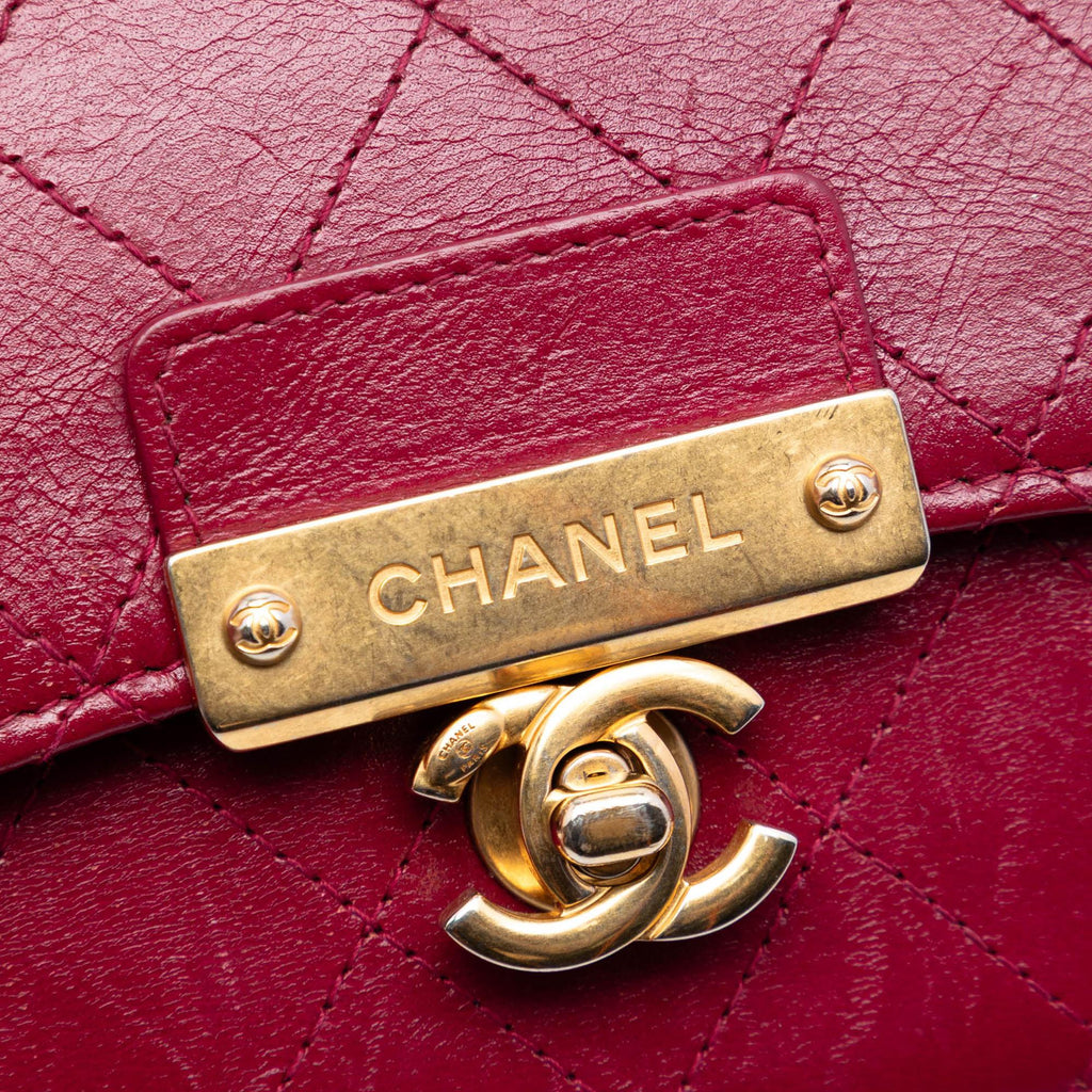 Chanel Stitched Goatskin Golden CC Wallet On Chain