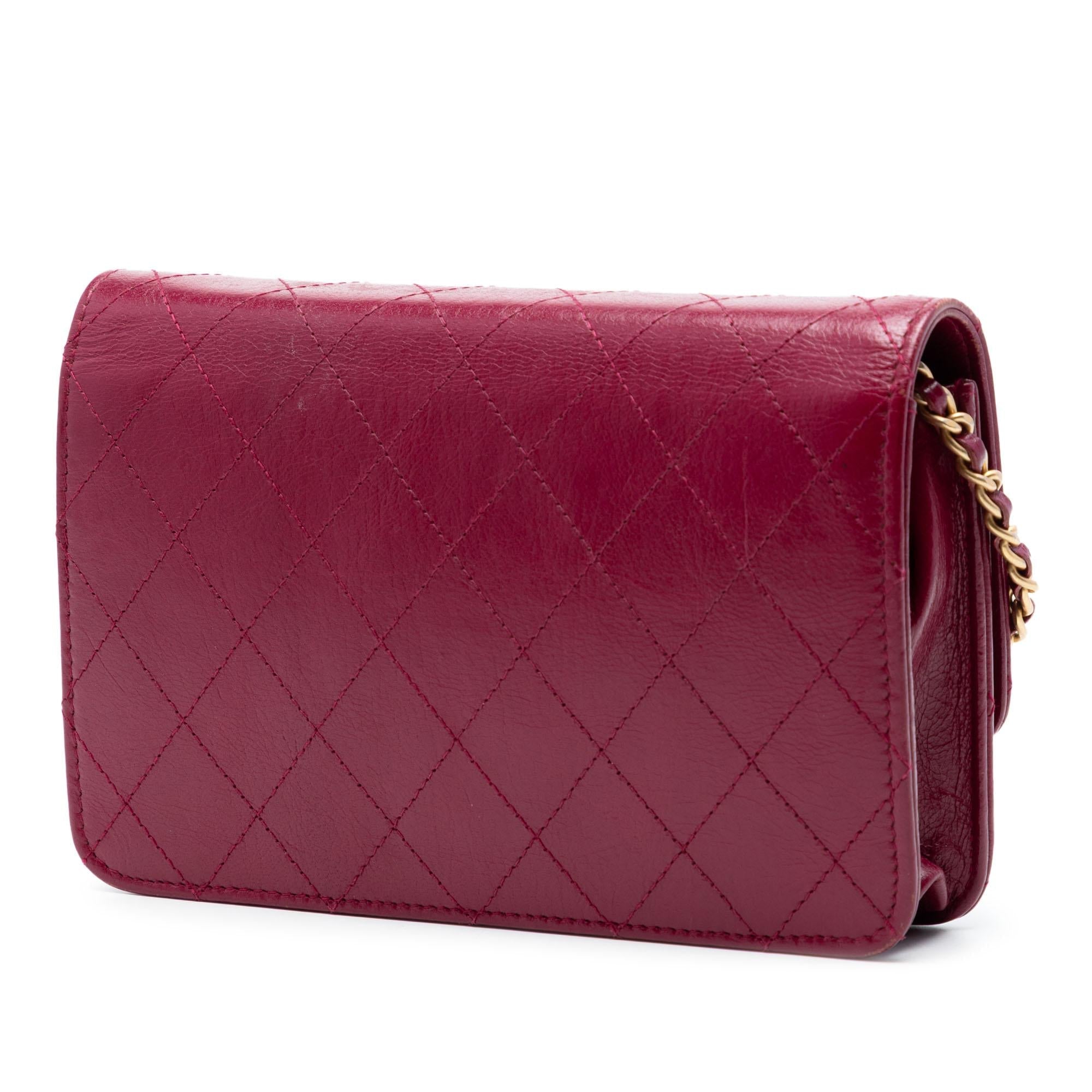 Chanel Stitched Goatskin Golden CC Wallet On Chain