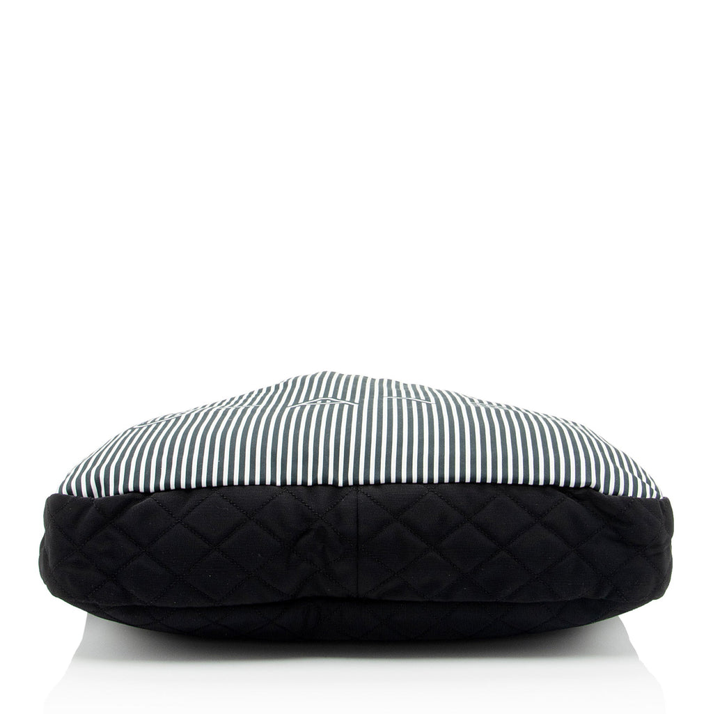 Chanel Striped Canvas Rialto Shoulder Bag (SHF-BaPjh9)
