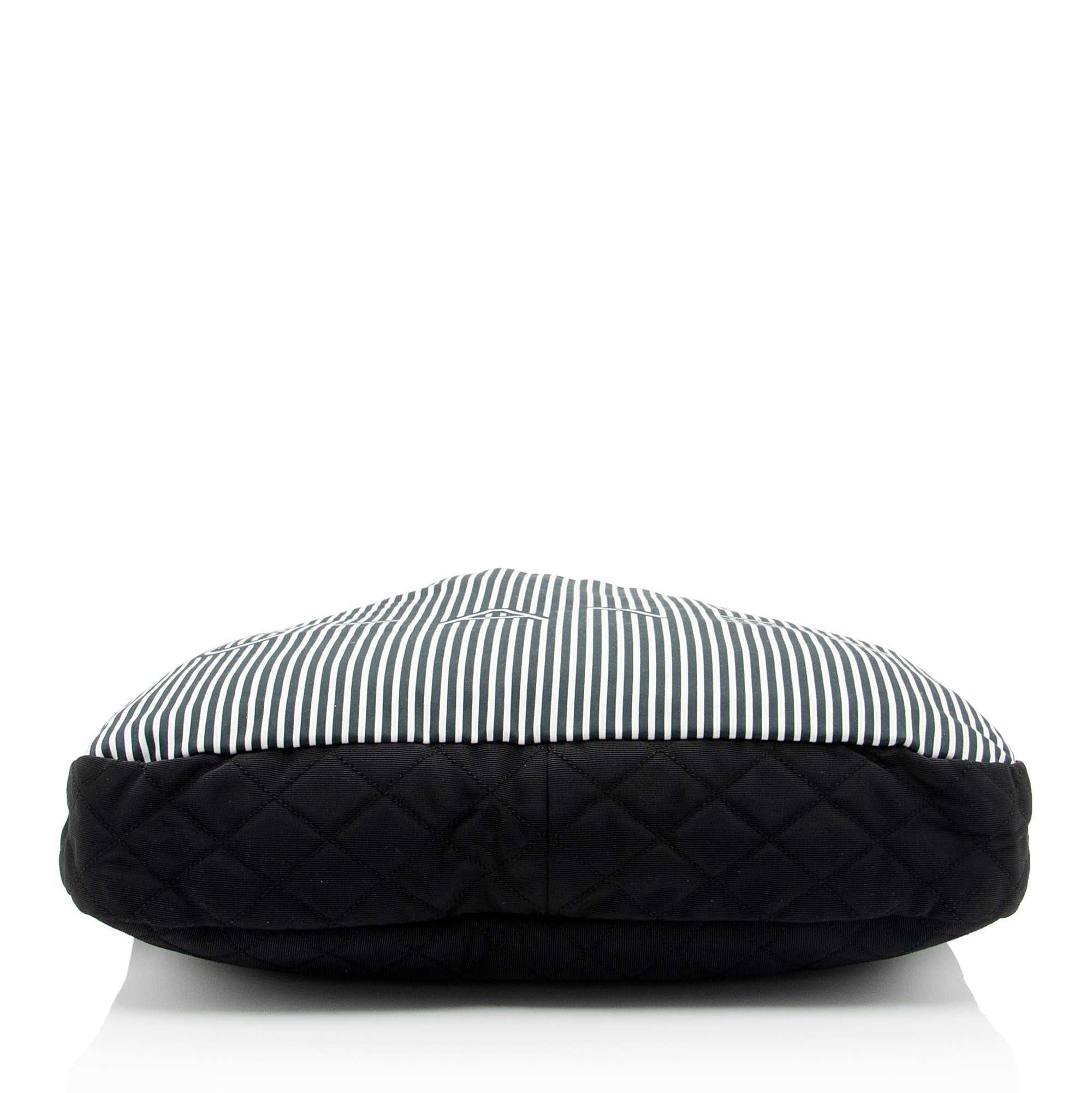 Chanel Striped Canvas Rialto Shoulder Bag (SHF-BaPjh9)