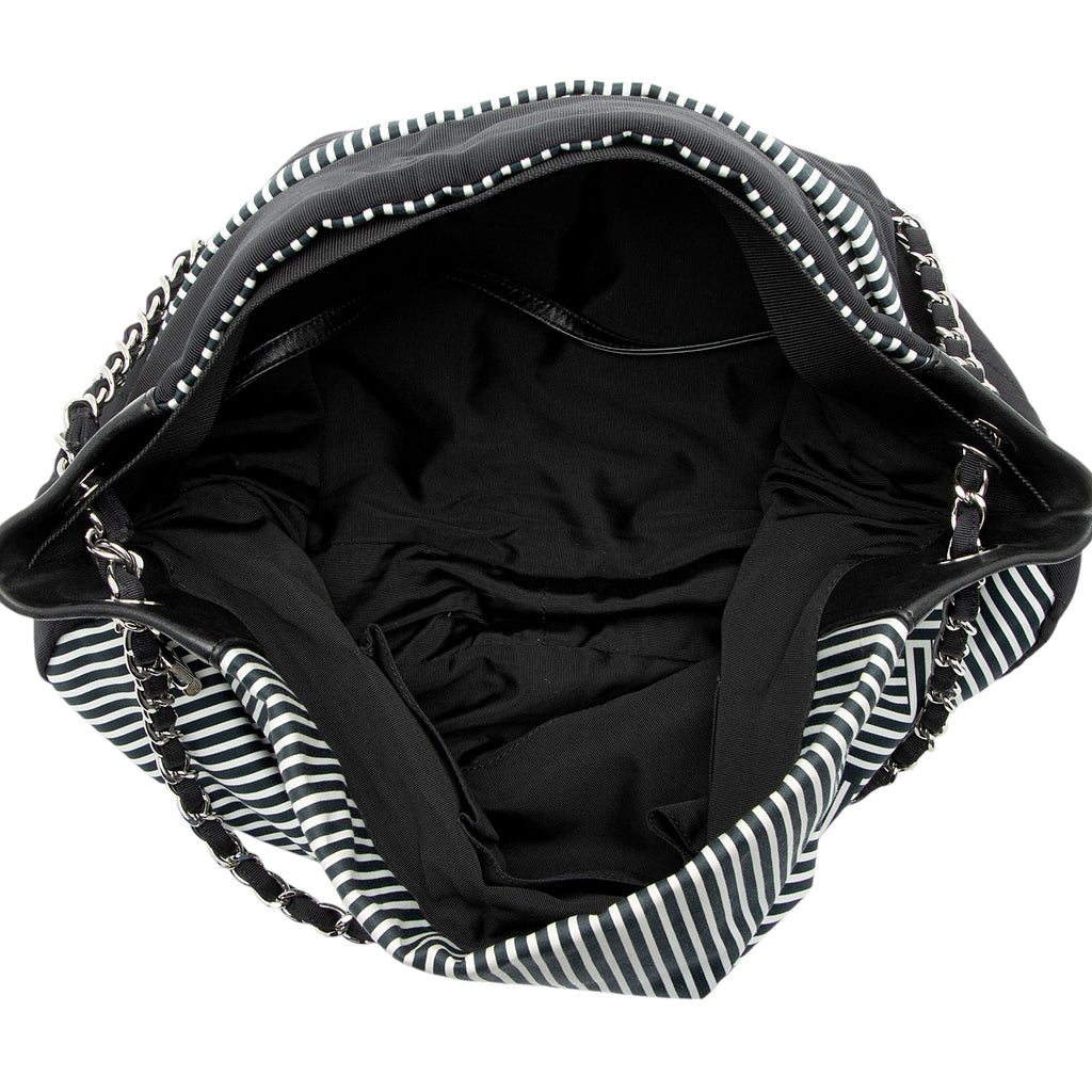 Chanel Striped Canvas Rialto Shoulder Bag (SHF-BaPjh9)