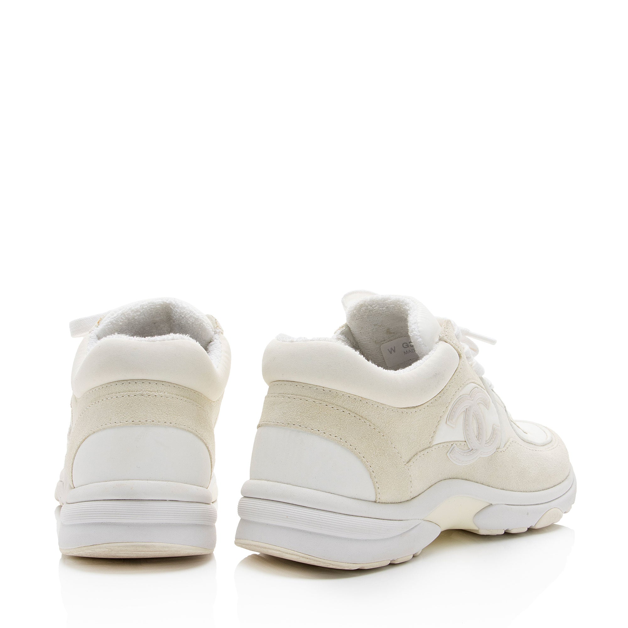 Chanel Suede Calfskin CC Sneakers - Size 7.5 / 37.5 (SHF-nLOm4F)