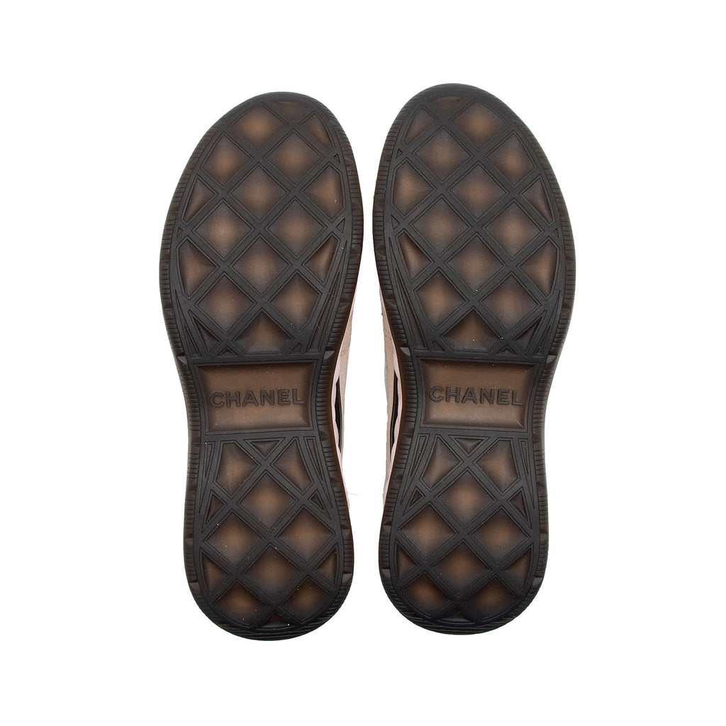 Chanel Suede Mesh CC Cap Toe Sneakers - Size 10 / 40 (SHF-BjDQ7O)