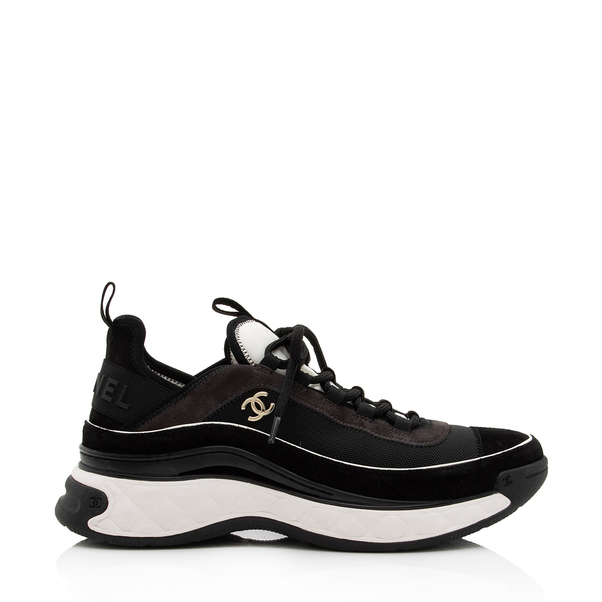 Chanel Suede Mesh CC Cap Toe Sneakers - Size 10.5 / 40.5 (SHF-ASezZ0)