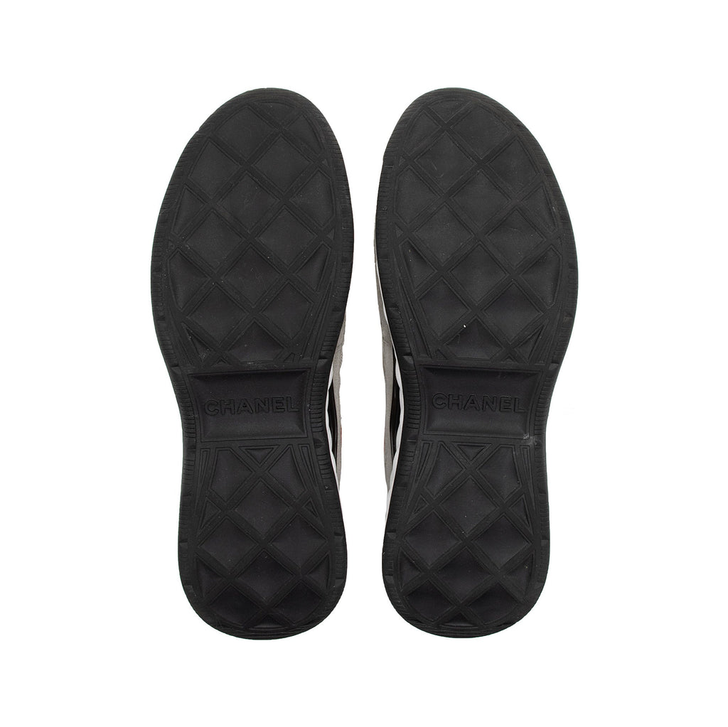 Chanel Suede Mesh CC Cap Toe Sneakers - Size 10.5 / 40.5 (SHF-4um2RH)
