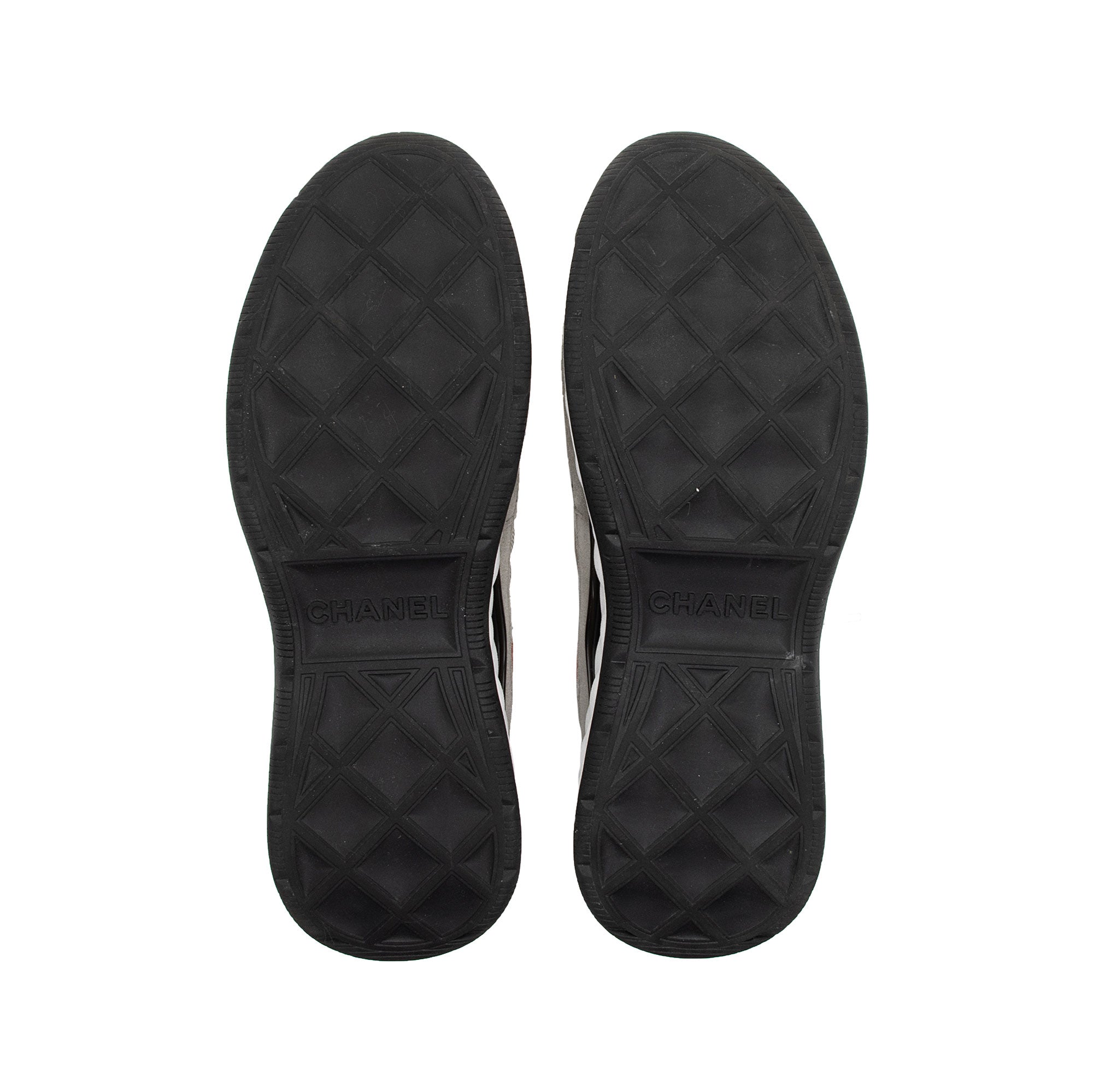 Chanel Suede Mesh CC Cap Toe Sneakers - Size 10.5 / 40.5 (SHF-4um2RH)