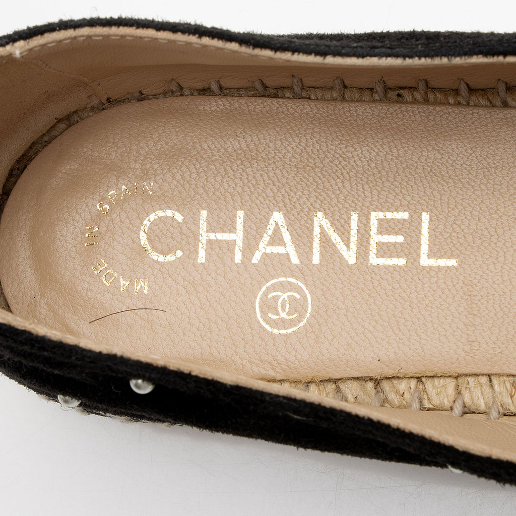 Chanel Suede Pearl CC Espadrilles - Size 8 / 38