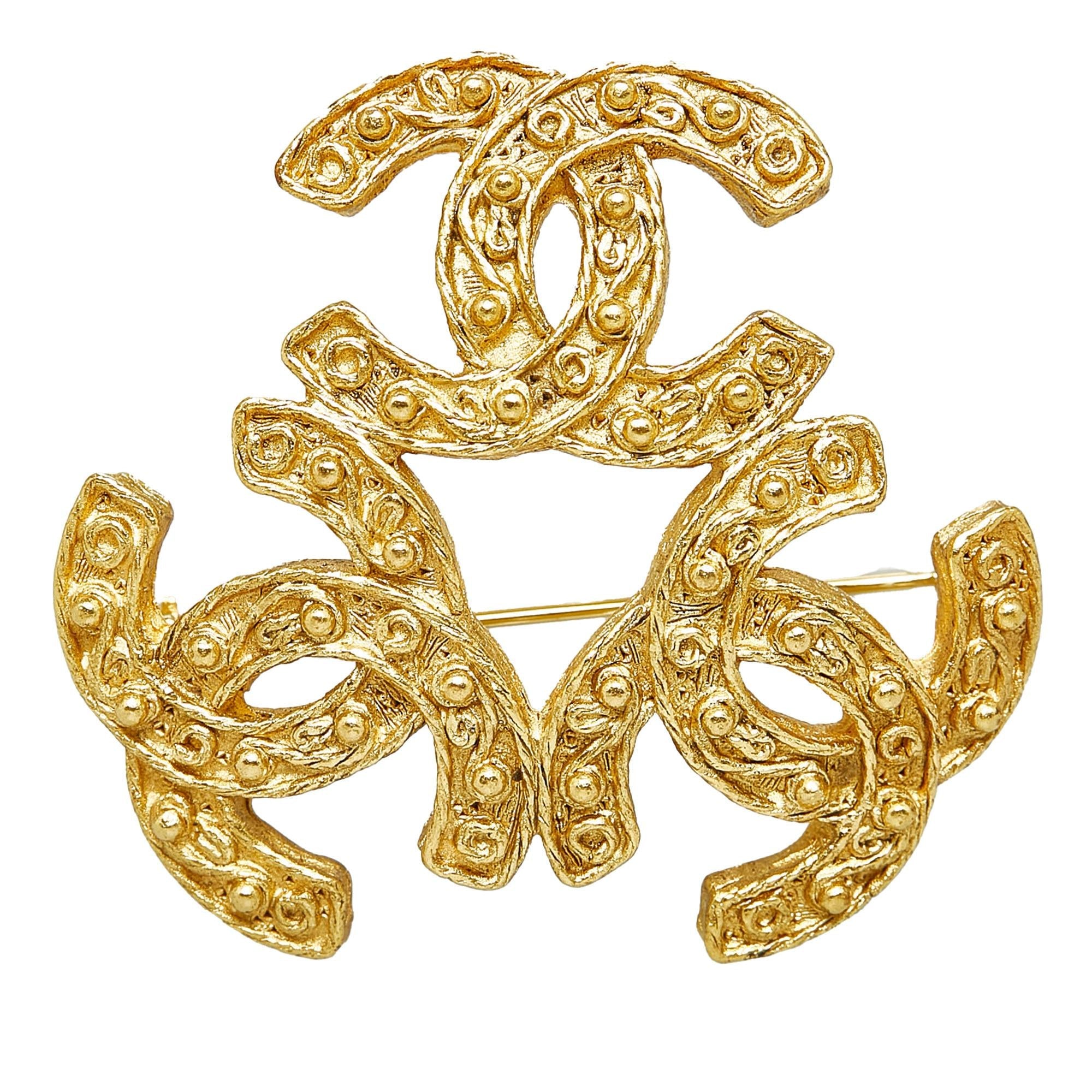Chanel Triple CC Brooch (SHG-EvYBHU)